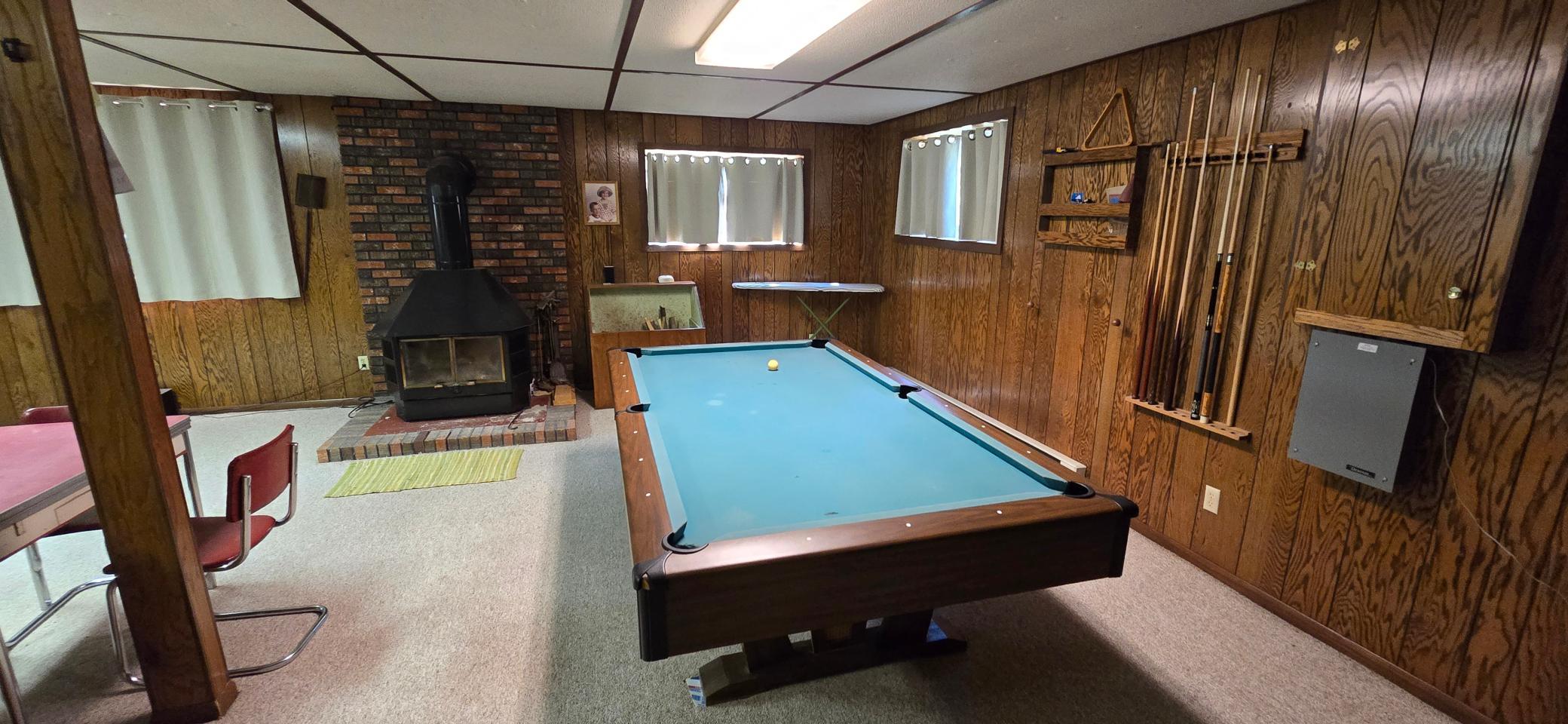1976 single family home for sale at 519 1st Avenue SE in Rothsay, MN — 3 bed, 2 bath (photo 4 of 28)