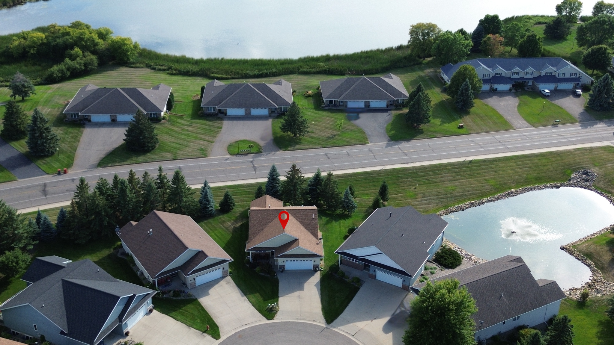 2003 single family home for sale at 300 Ashley Court in Alexandria, MN — 2 bed, 2 bath (photo 2 of 3)