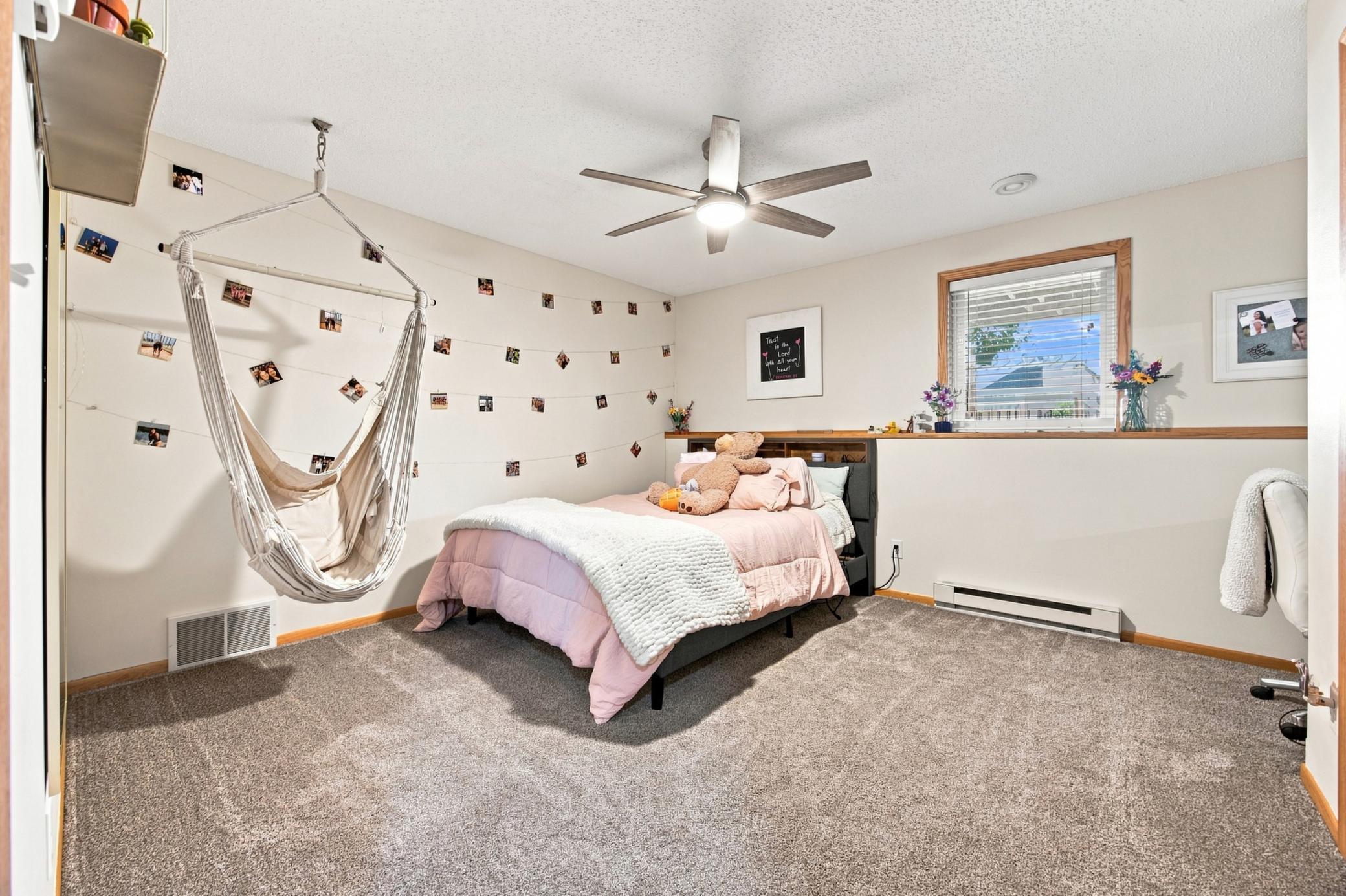 2005 single family home for sale at 616 Lexington Lane in Moorhead, MN — 5 bed, 3 bath (photo 20 of 34)