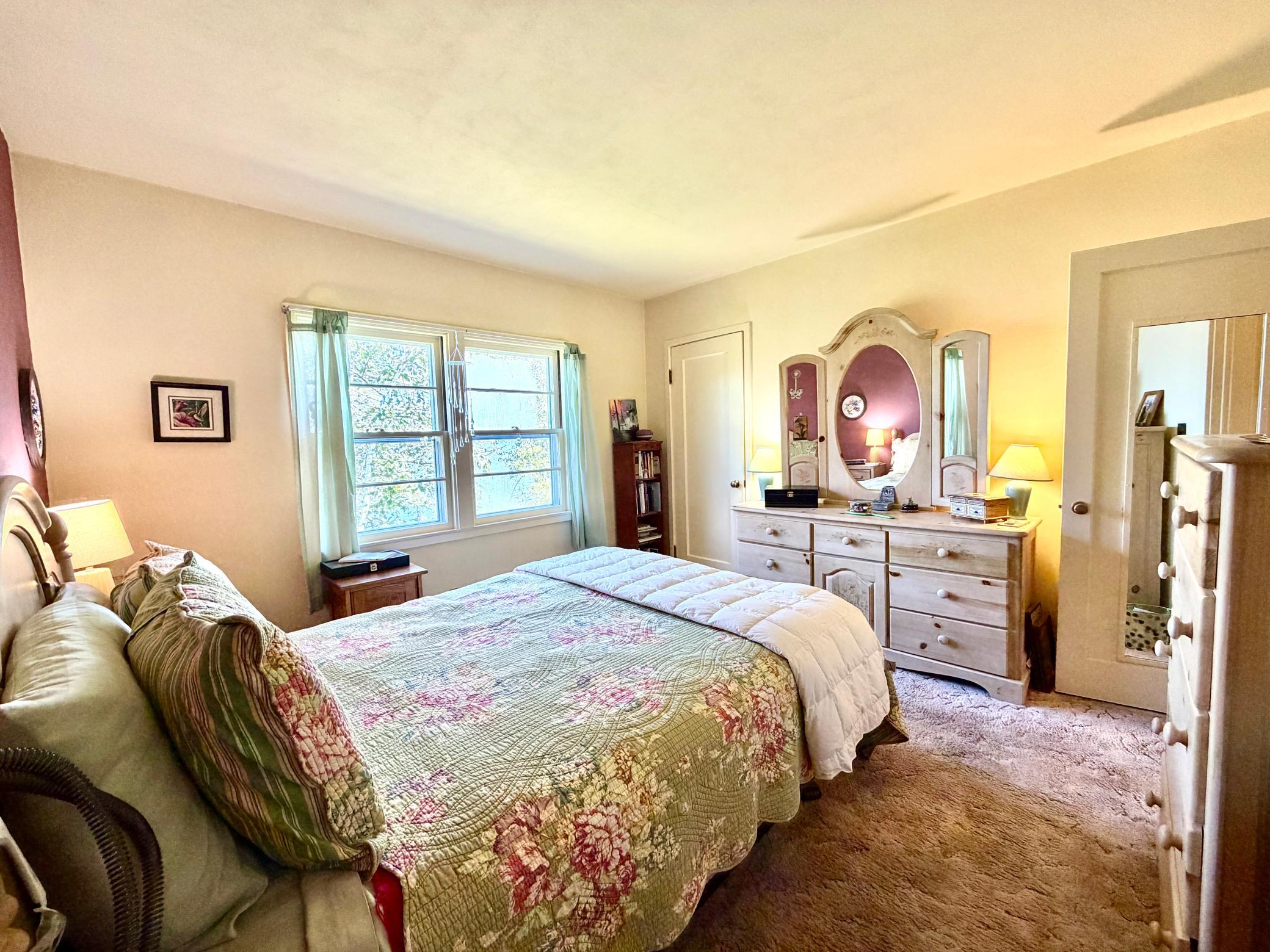 1949 single family home for sale at 2001 S Lake Irving Drive SW in Bemidji, MN — 2 bed, 1 bath (photo 20 of 68)