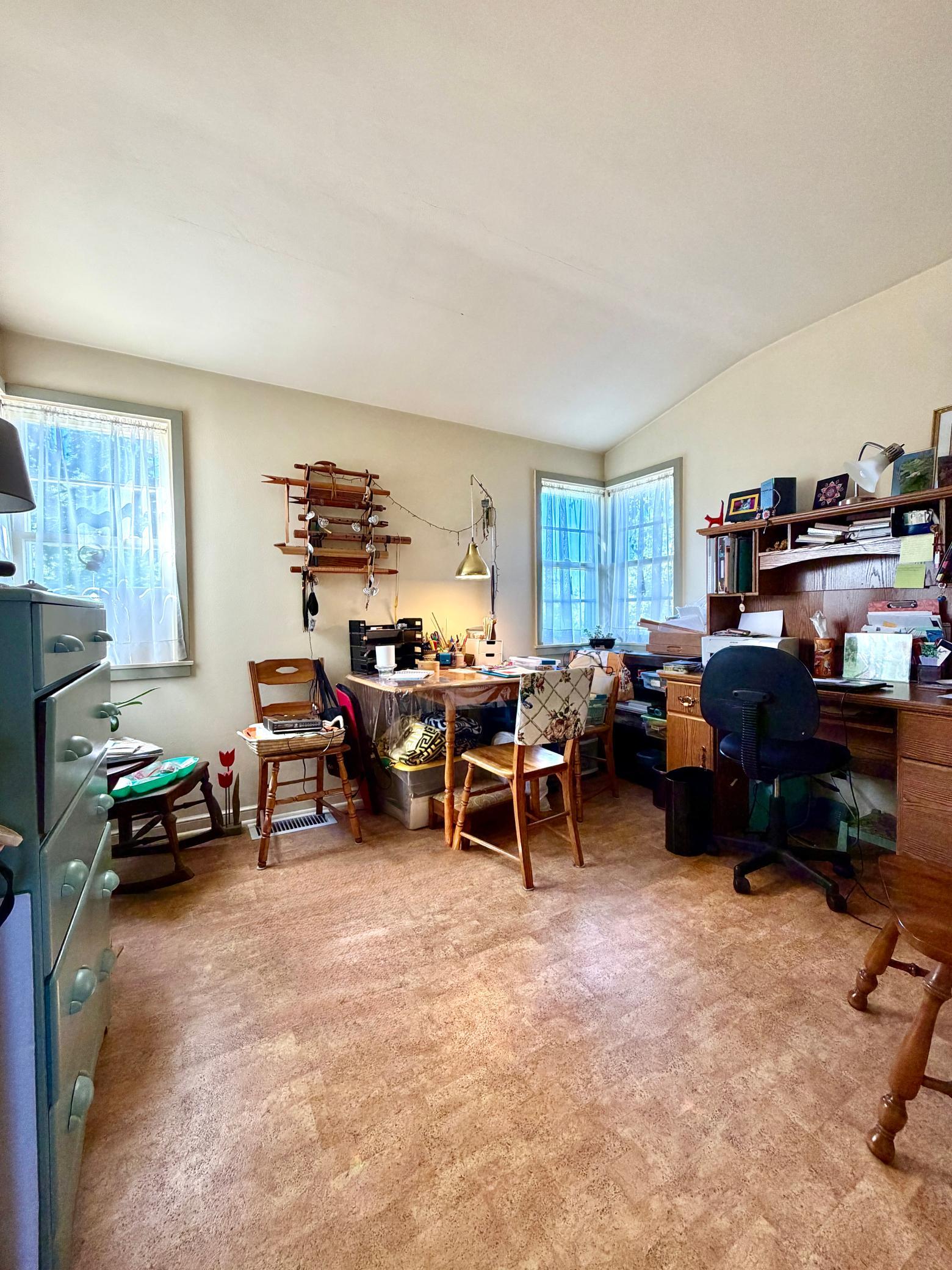 1949 single family home for sale at 2001 S Lake Irving Drive SW in Bemidji, MN — 2 bed, 1 bath (photo 22 of 68)