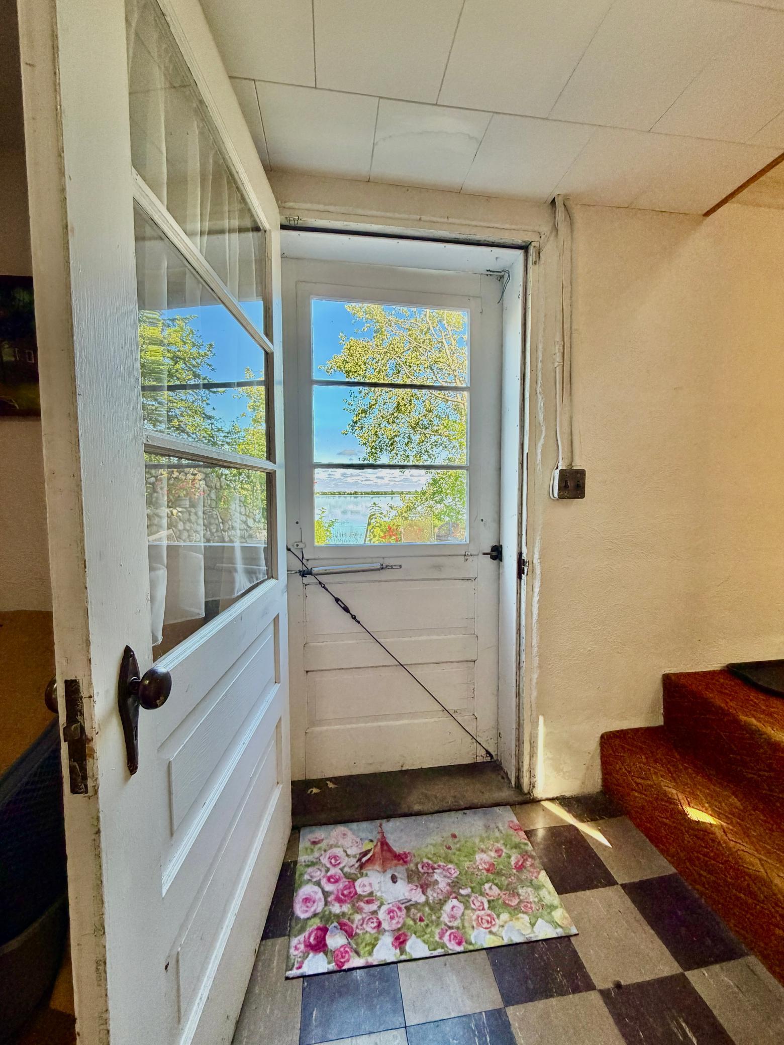 1949 single family home for sale at 2001 S Lake Irving Drive SW in Bemidji, MN — 2 bed, 1 bath (photo 29 of 68)