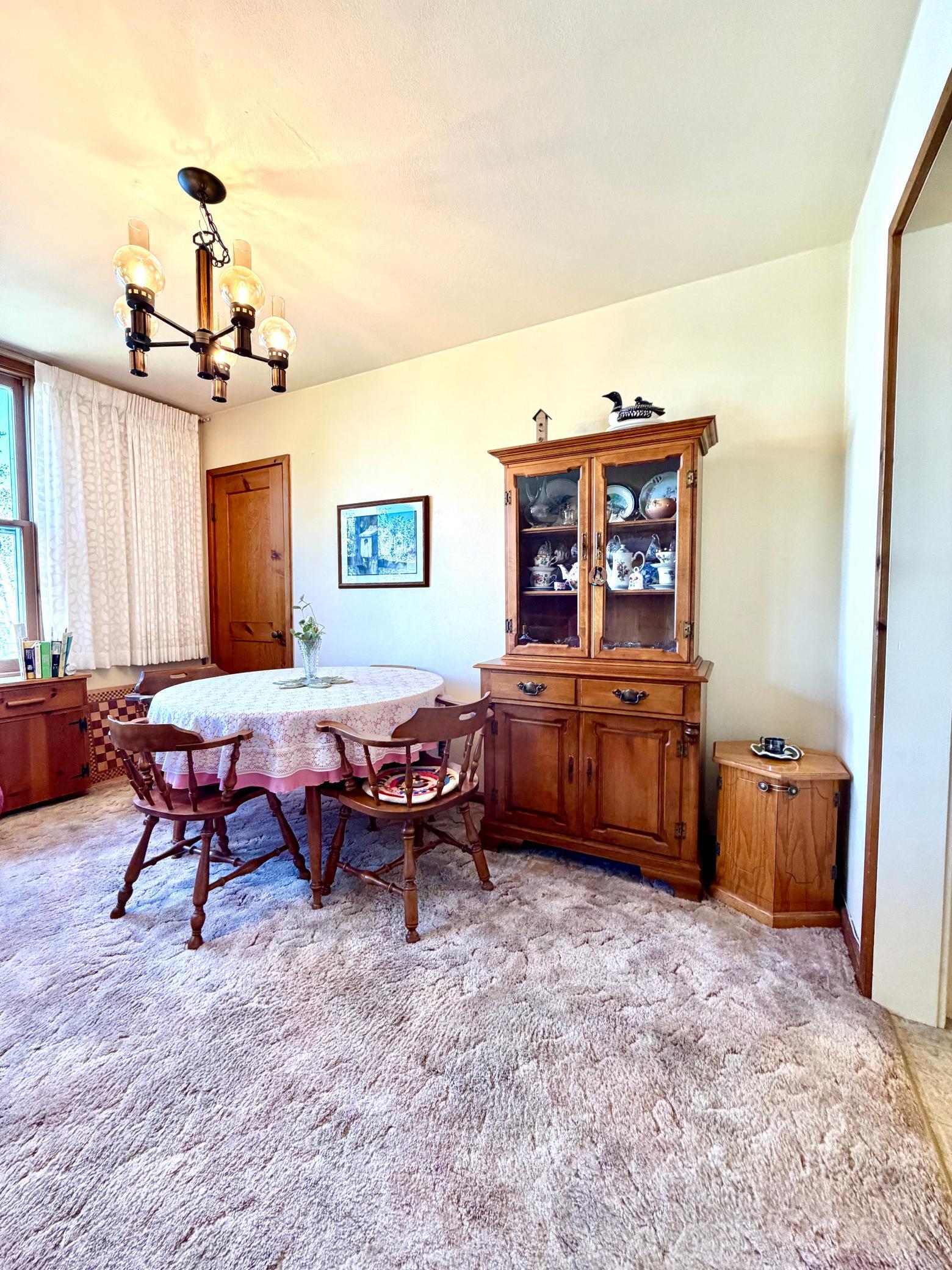 1949 single family home for sale at 2001 S Lake Irving Drive SW in Bemidji, MN — 2 bed, 1 bath (photo 4 of 68)