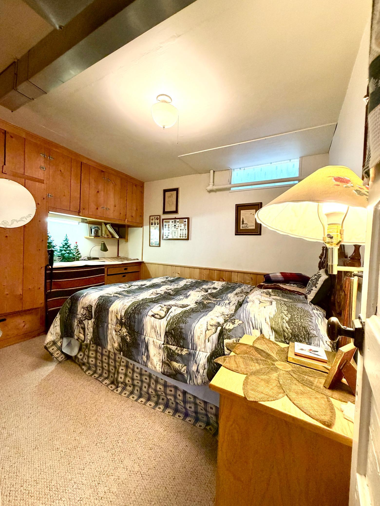 1949 single family home for sale at 2001 S Lake Irving Drive SW in Bemidji, MN — 2 bed, 1 bath (photo 31 of 68)