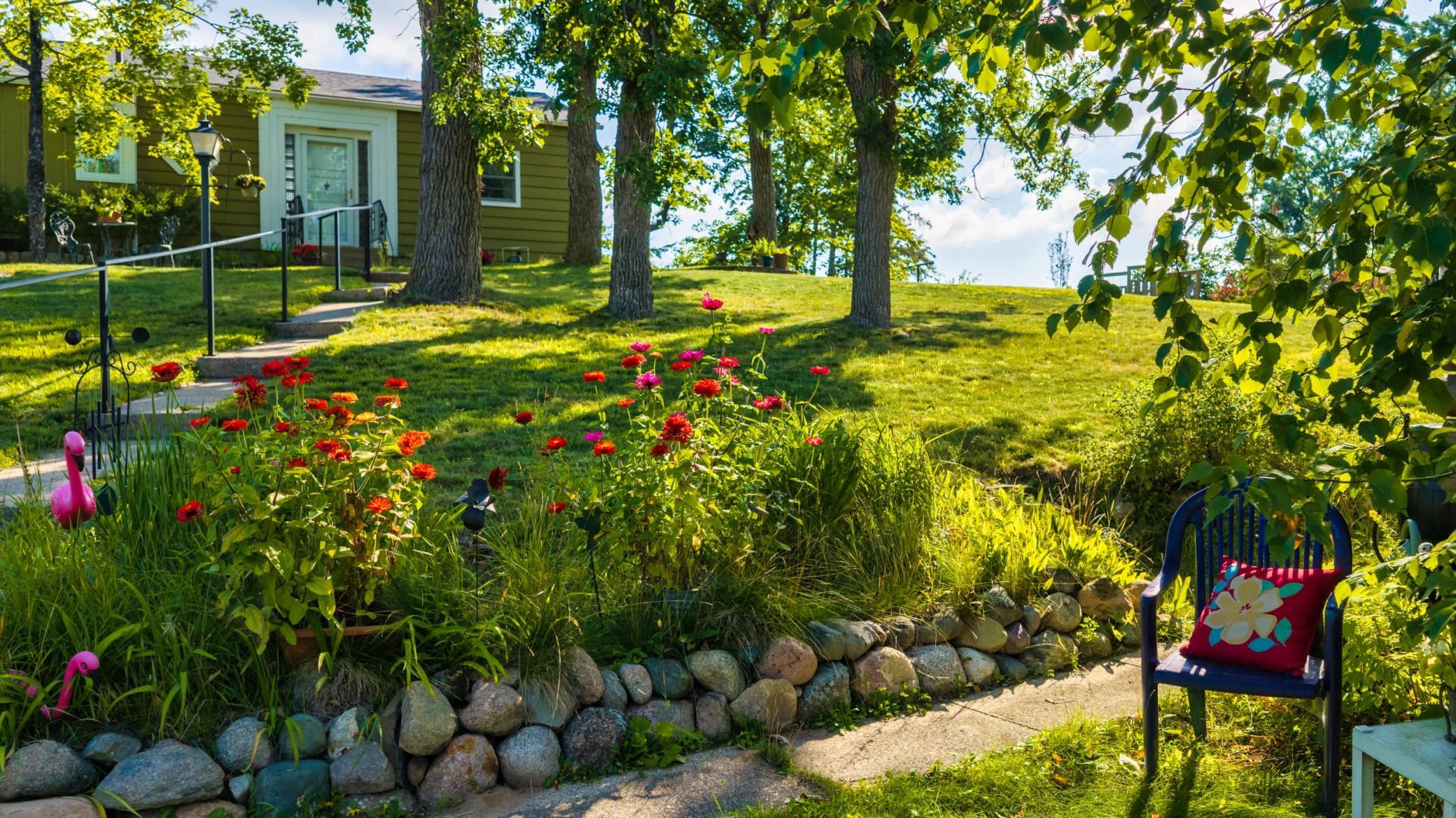 1949 single family home for sale at 2001 S Lake Irving Drive SW in Bemidji, MN — 2 bed, 1 bath (photo 48 of 68)