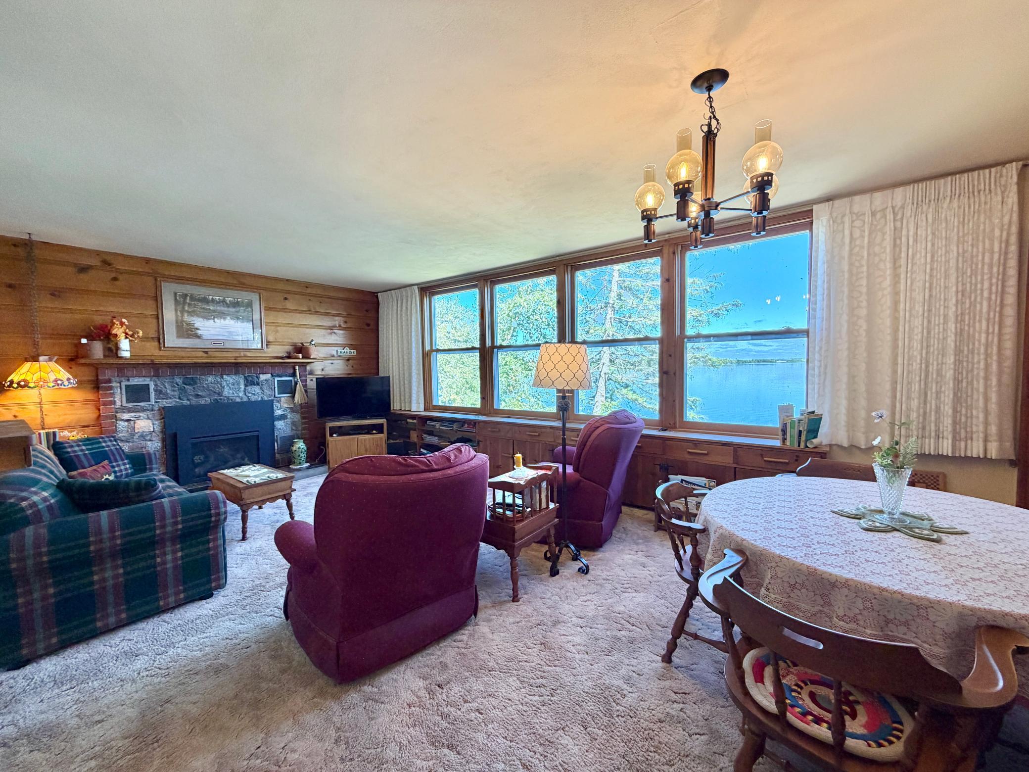 1949 single family home for sale at 2001 S Lake Irving Drive SW in Bemidji, MN — 2 bed, 1 bath (photo 6 of 68)