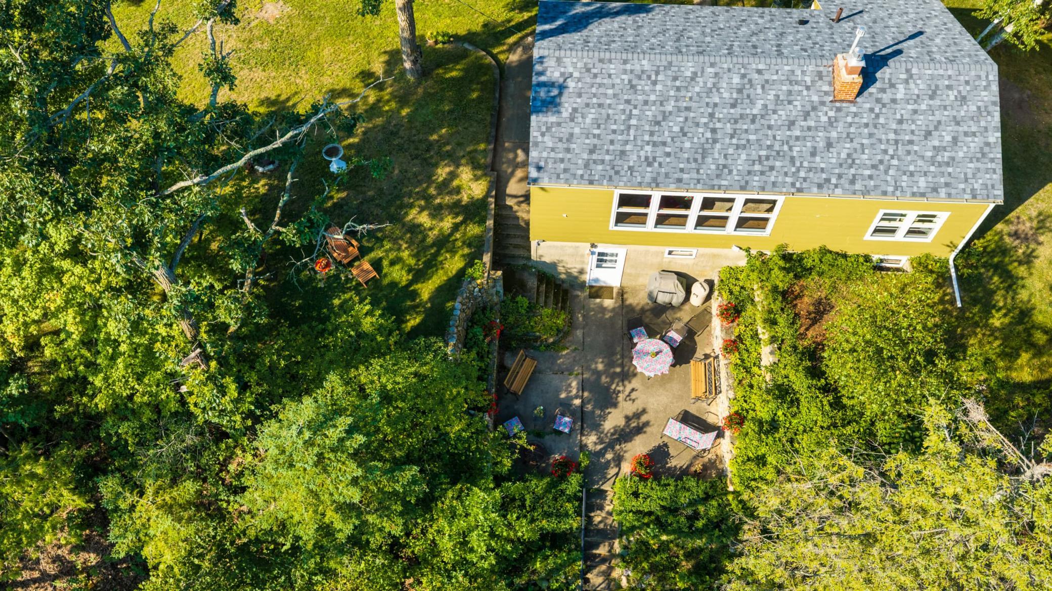 1949 single family home for sale at 2001 S Lake Irving Drive SW in Bemidji, MN — 2 bed, 1 bath (photo 52 of 68)
