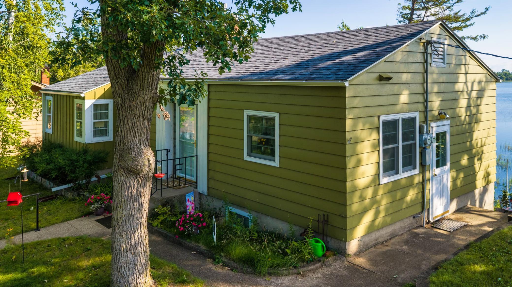 1949 single family home for sale at 2001 S Lake Irving Drive SW in Bemidji, MN — 2 bed, 1 bath (photo 59 of 68)