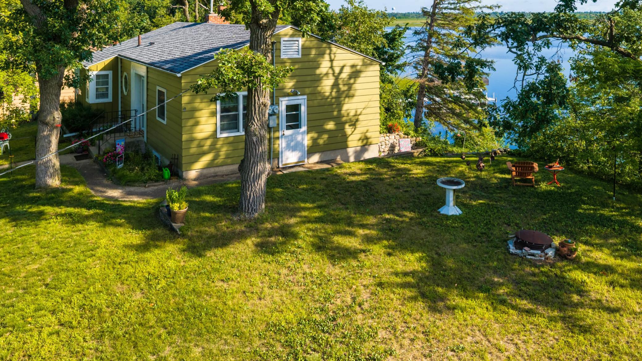 1949 single family home for sale at 2001 S Lake Irving Drive SW in Bemidji, MN — 2 bed, 1 bath (photo 60 of 68)