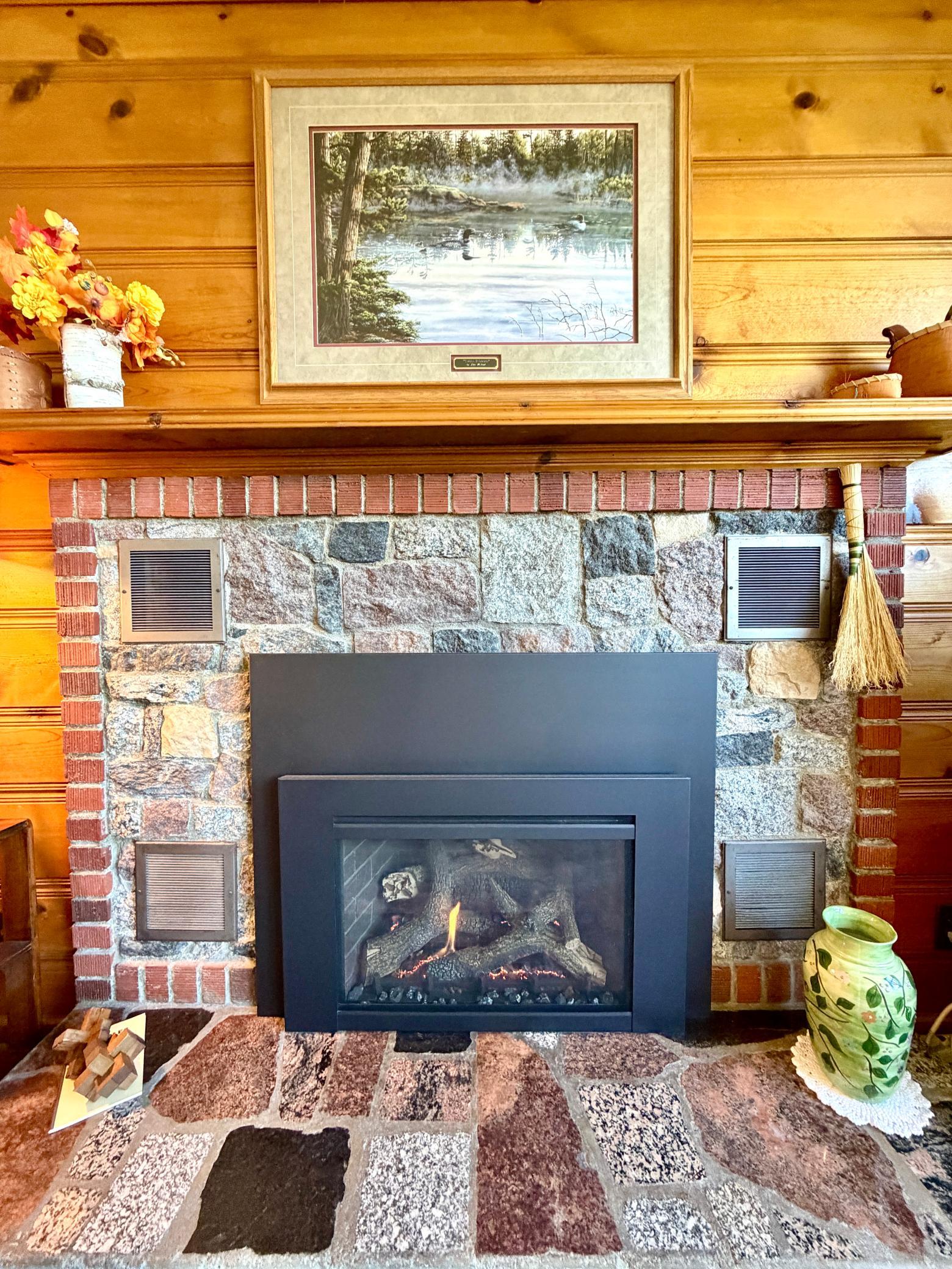 1949 single family home for sale at 2001 S Lake Irving Drive SW in Bemidji, MN — 2 bed, 1 bath (photo 7 of 68)