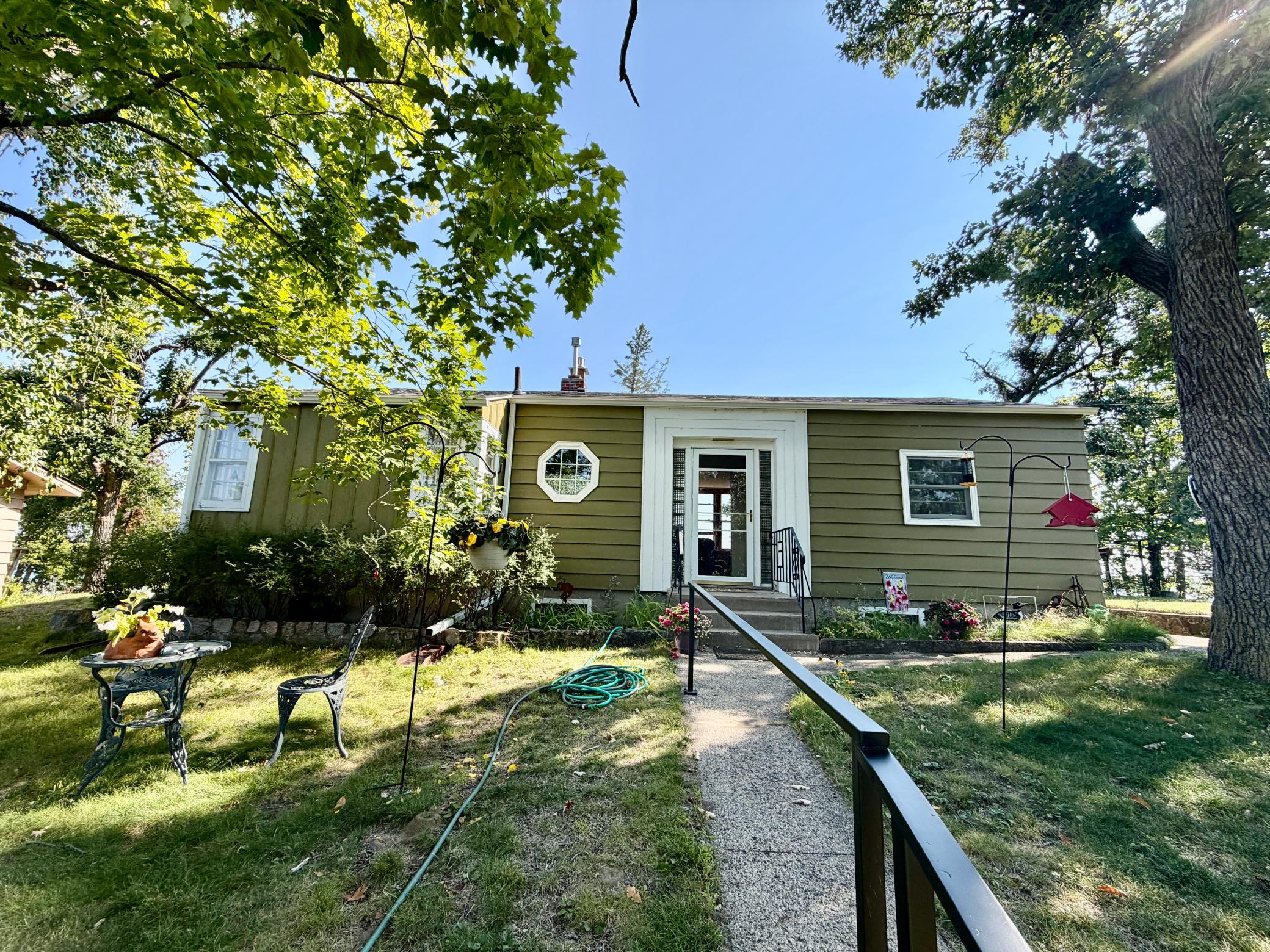 1949 single family home for sale at 2001 S Lake Irving Drive SW in Bemidji, MN — 2 bed, 1 bath (photo 64 of 68)