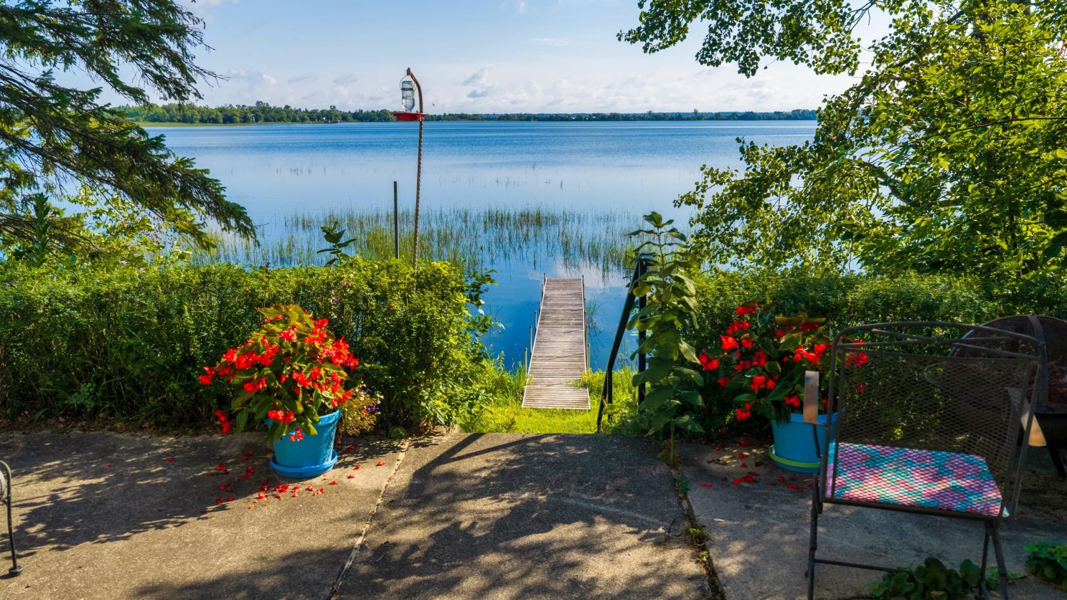 1949 single family home for sale at 2001 S Lake Irving Drive SW in Bemidji, MN — 2 bed, 1 bath (photo 9 of 68)