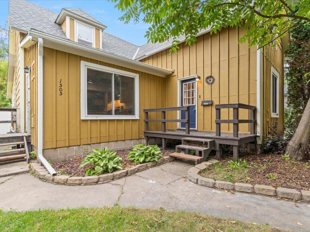 1940 single family home for sale at 1505 Pine Street in Brainerd, MN — 4 bed, 2 bath