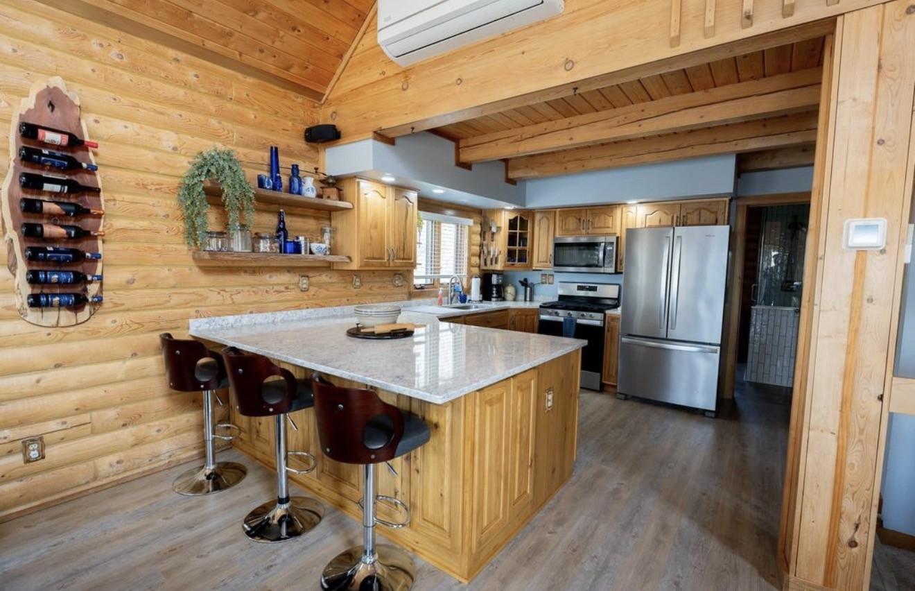 2002 single family home for sale at 17106 305th Avenue in Detroit Lakes, MN — 3 bed, 3 bath (photo 2 of 26)