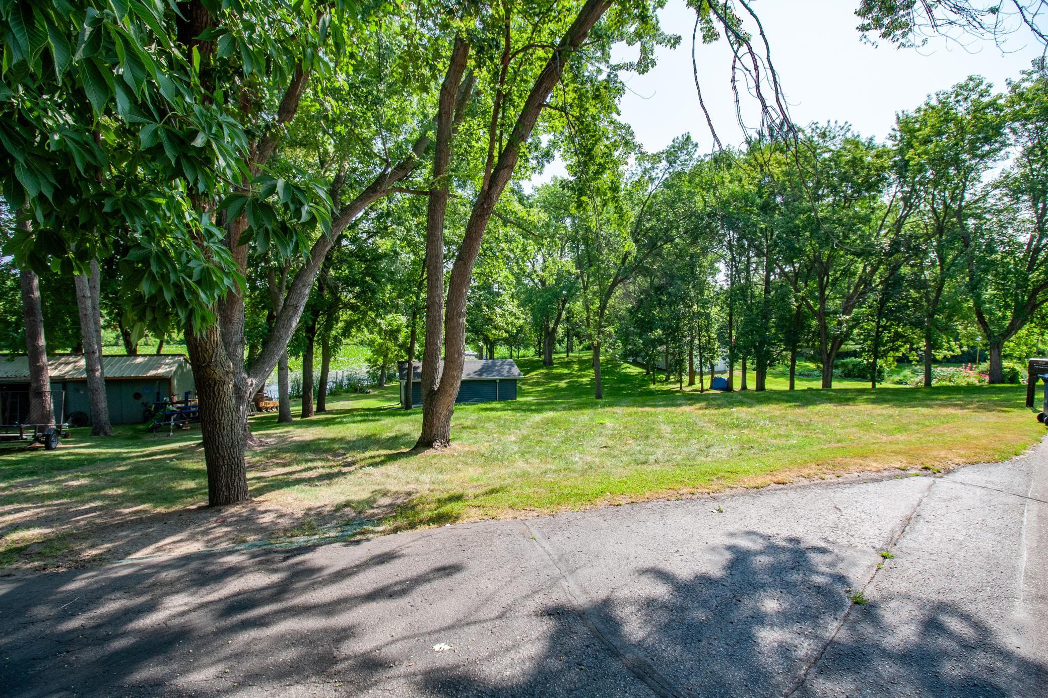 1968 single family home for sale at 1426 Hoot Lake Drive in Fergus Falls, MN — 4 bed, 3 bath (photo 42 of 73)