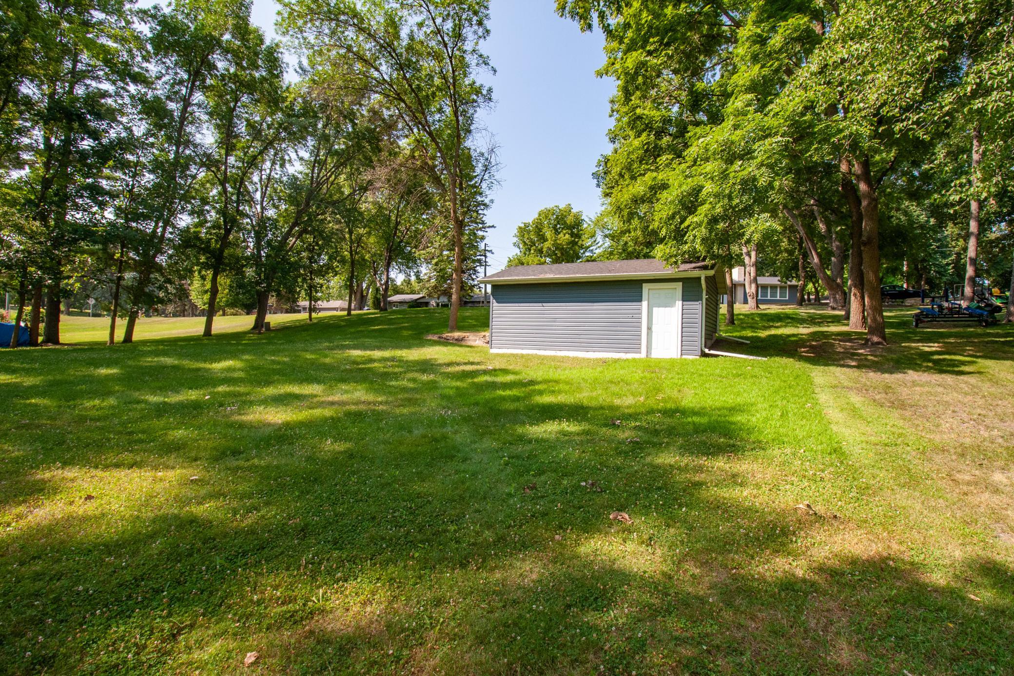 1968 single family home for sale at 1426 Hoot Lake Drive in Fergus Falls, MN — 4 bed, 3 bath (photo 43 of 73)