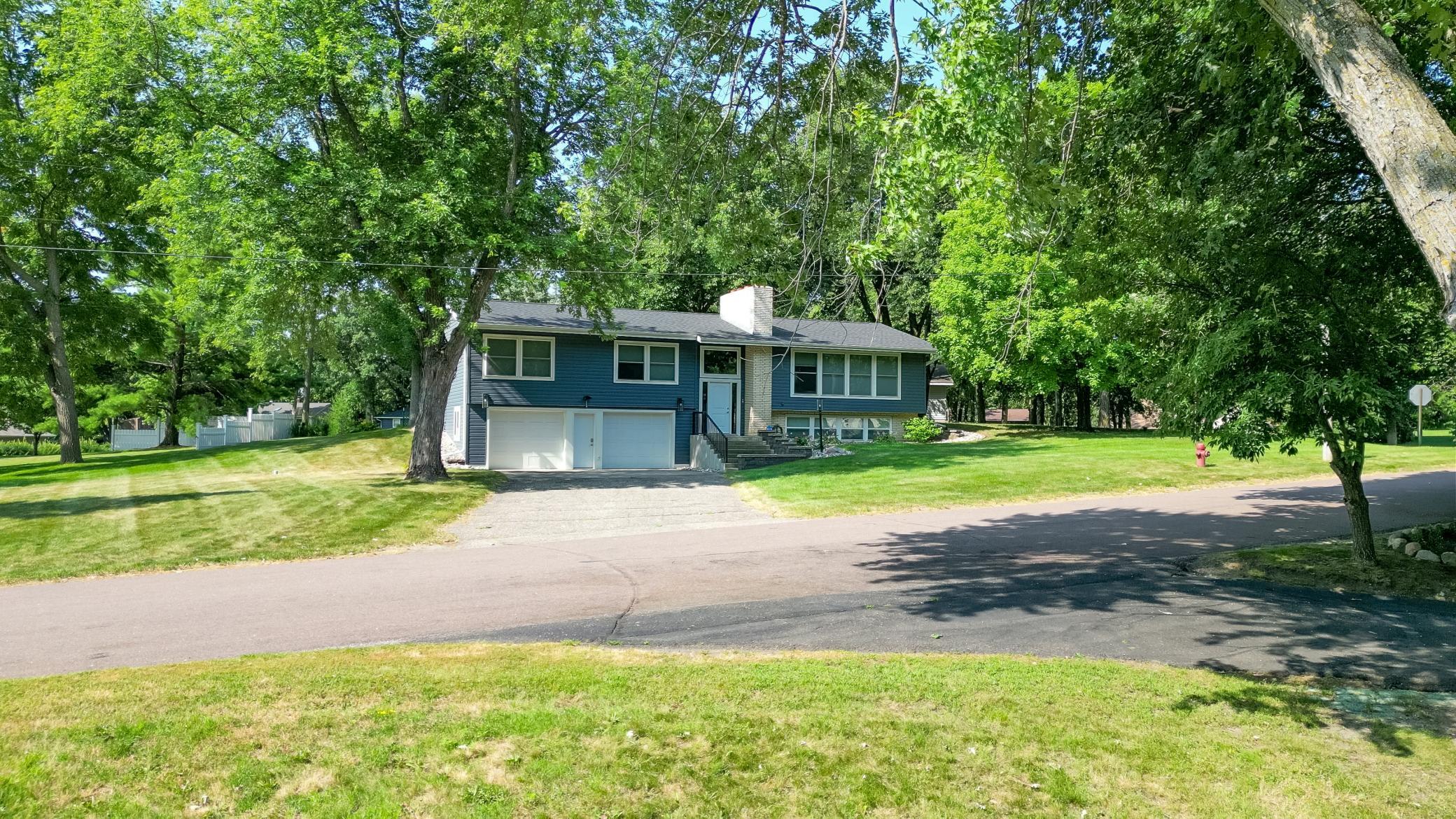 1968 single family home for sale at 1426 Hoot Lake Drive in Fergus Falls, MN — 4 bed, 3 bath (photo 53 of 73)