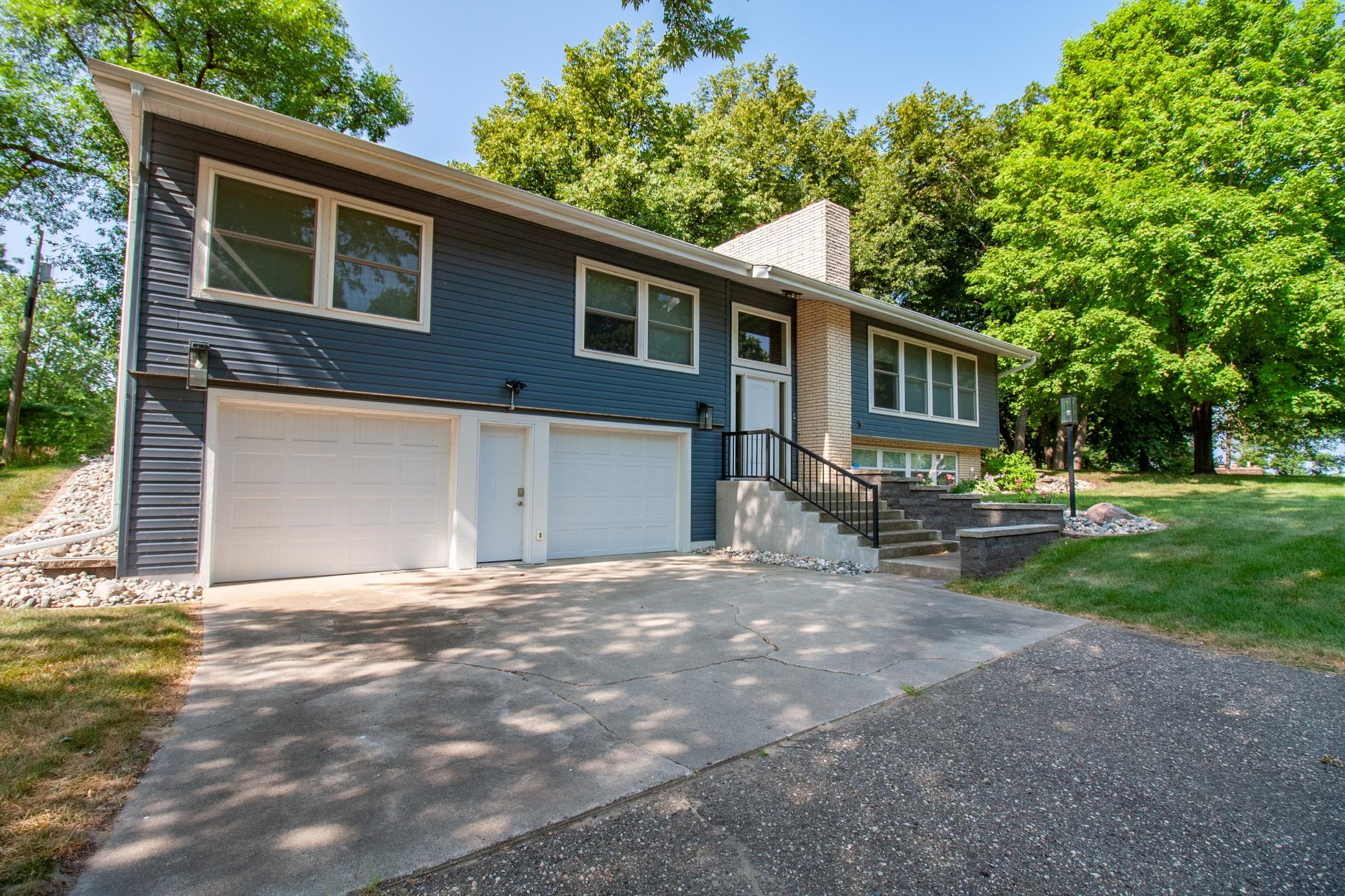 1968 single family home for sale at 1426 Hoot Lake Drive in Fergus Falls, MN — 4 bed, 3 bath (photo 58 of 73)