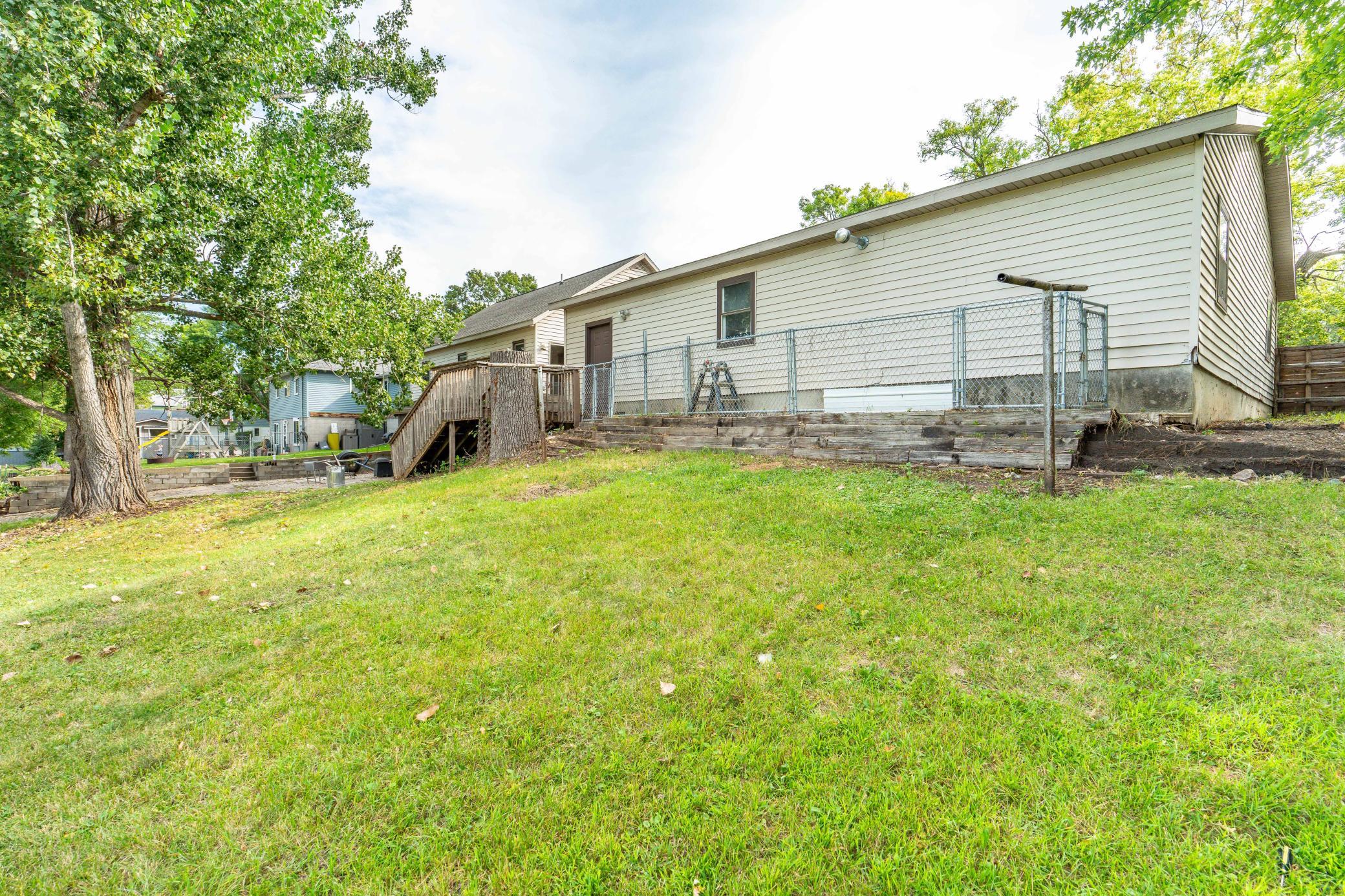 1960 single family home for sale at 408 2nd Street SE in Pelican Rapids, MN — 4 bed, 3 bath (photo 11 of 75)