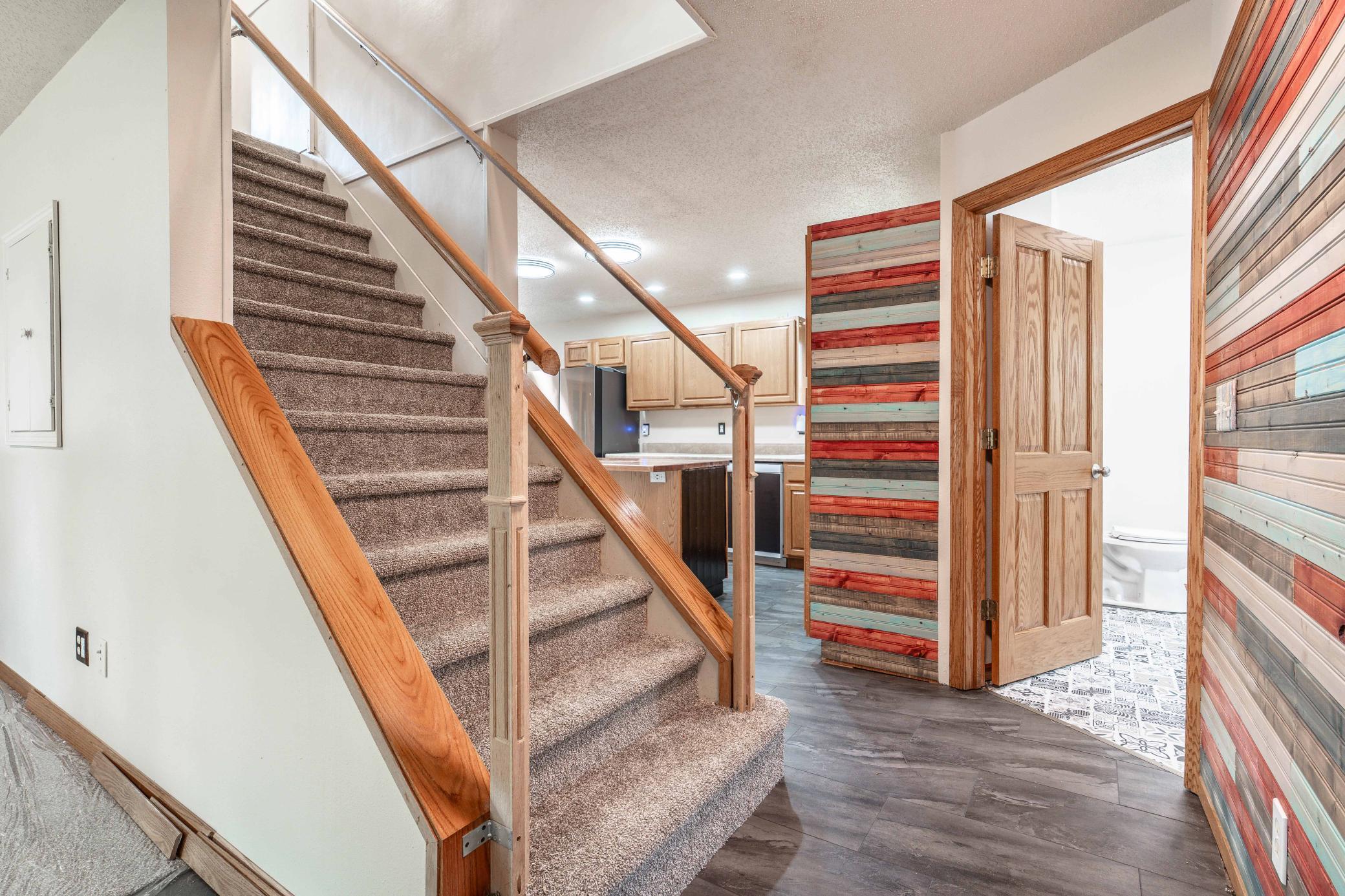 1960 single family home for sale at 408 2nd Street SE in Pelican Rapids, MN — 4 bed, 3 bath (photo 40 of 75)