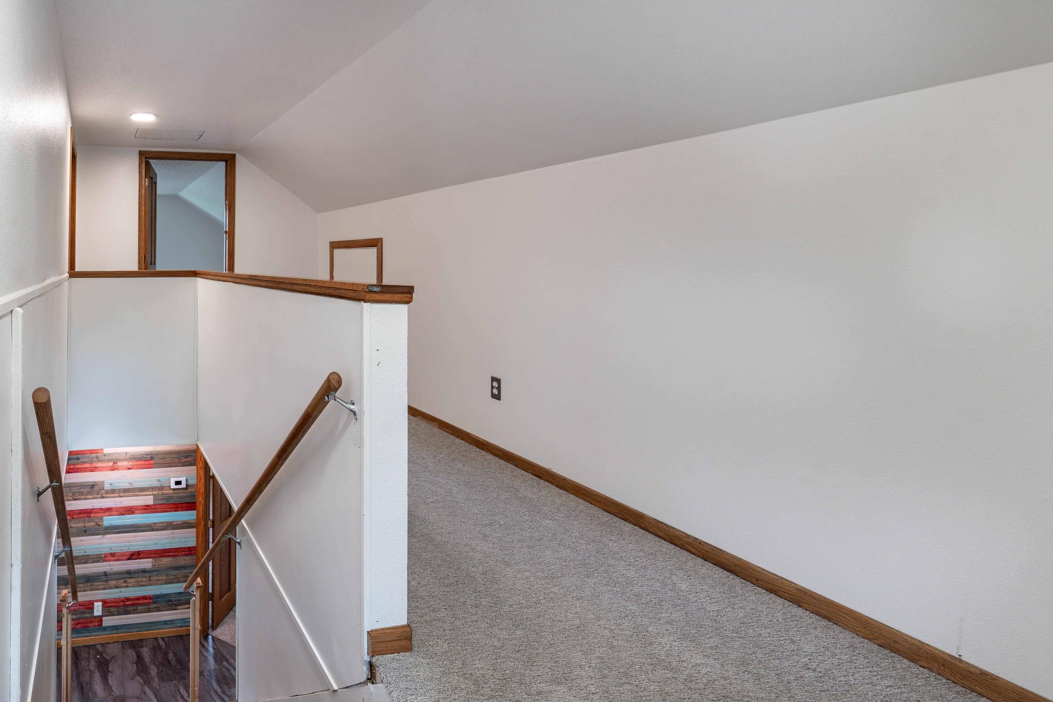1960 single family home for sale at 408 2nd Street SE in Pelican Rapids, MN — 4 bed, 3 bath (photo 41 of 75)