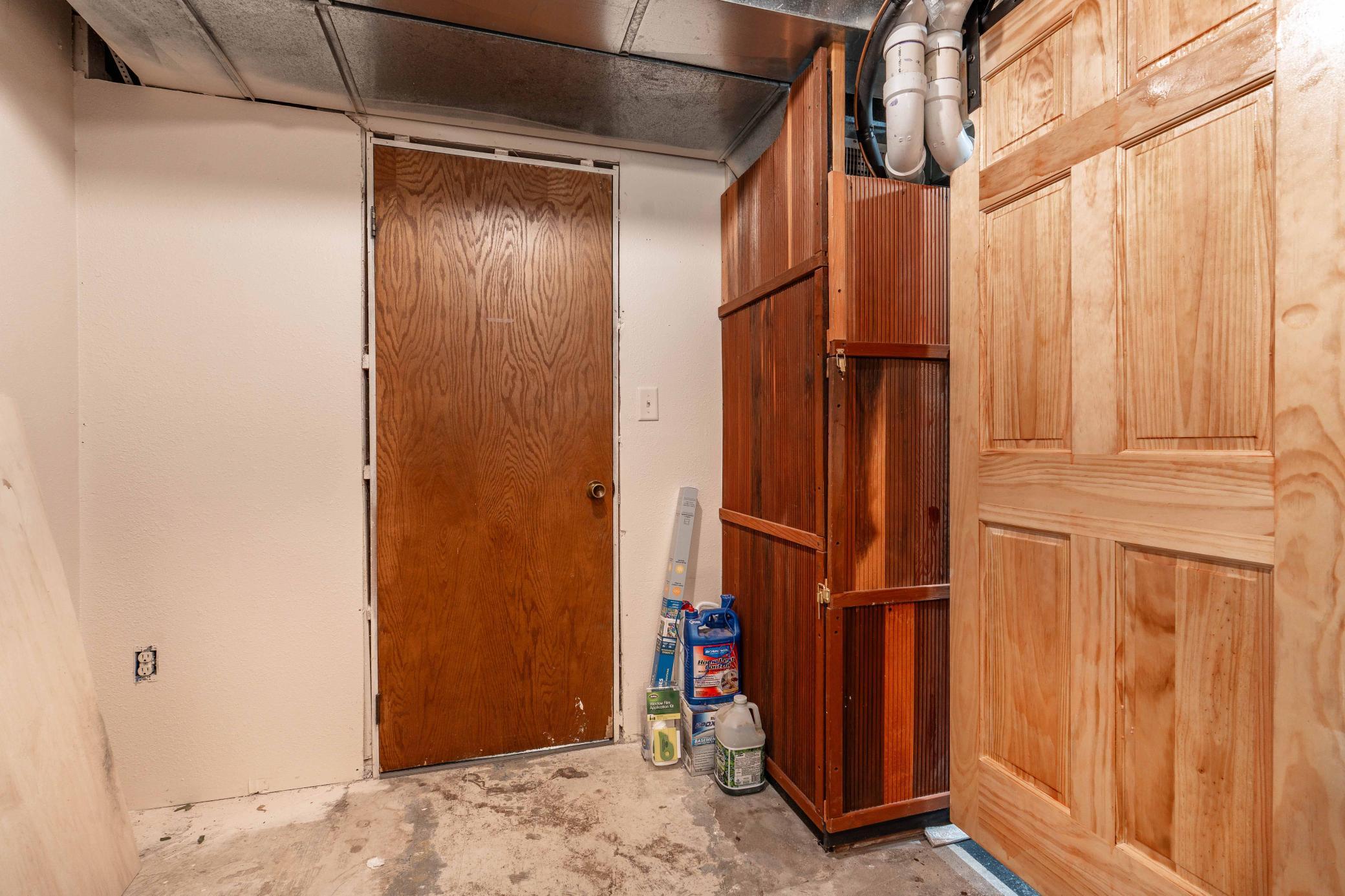1960 single family home for sale at 408 2nd Street SE in Pelican Rapids, MN — 4 bed, 3 bath (photo 65 of 75)
