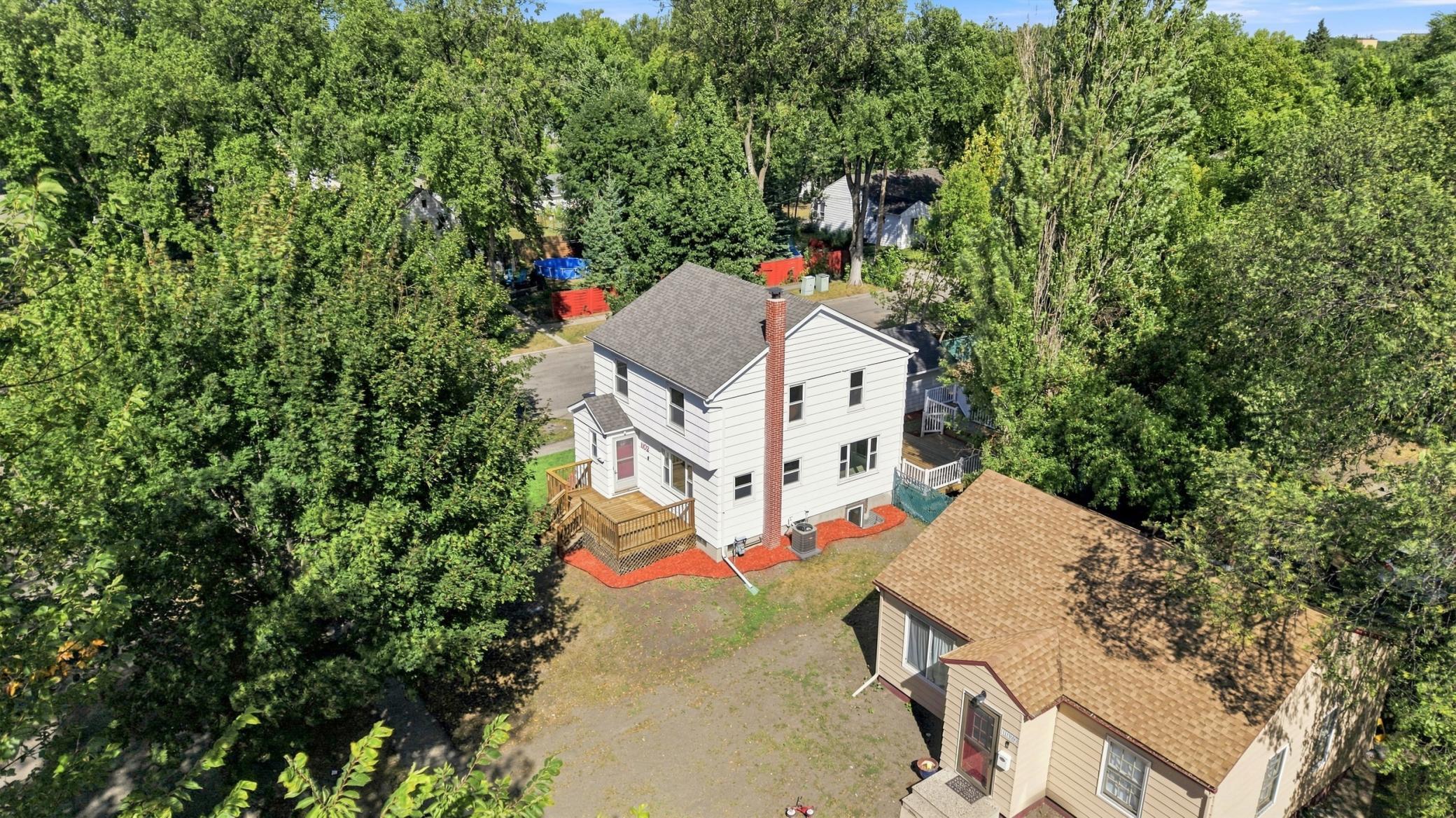 1948 single family home for sale at 1102 2nd Street S in Moorhead, MN — 4 bed, 2 bath (photo 37 of 44)