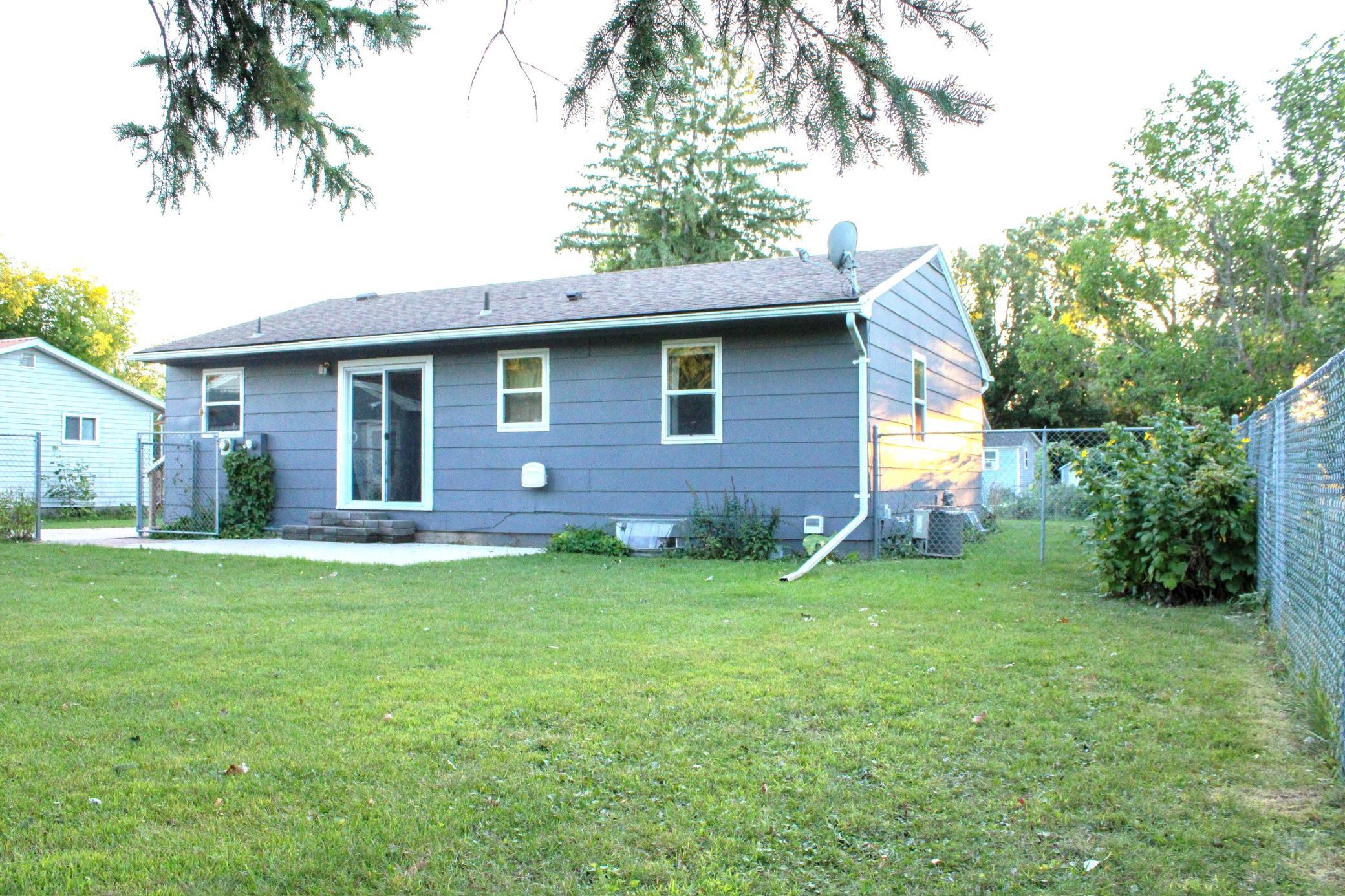 1966 single family home for sale at 816 Foss Avenue N in Fosston, MN — 4 bed, 2 bath (photo 2 of 31)
