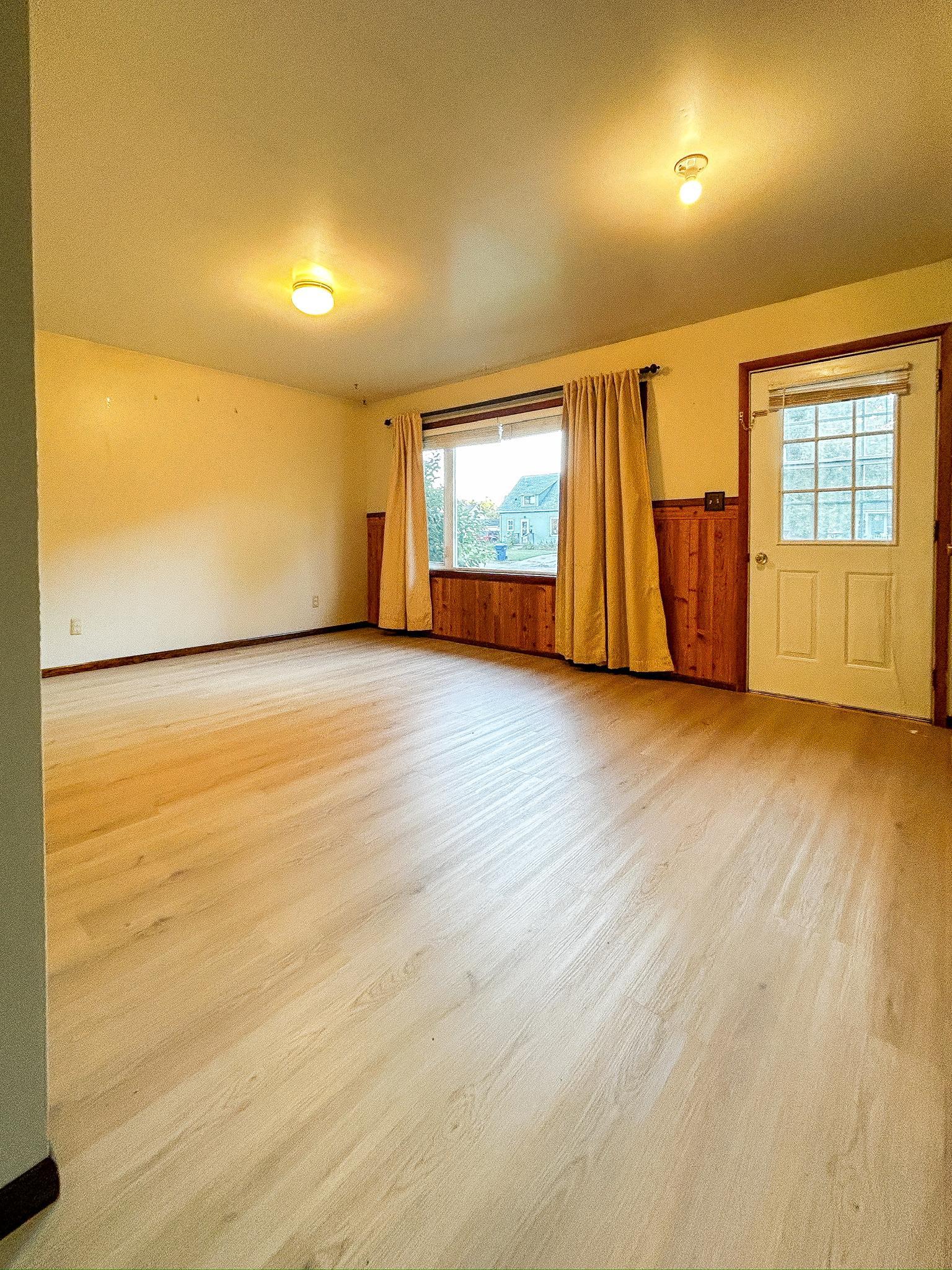 1966 single family home for sale at 816 Foss Avenue N in Fosston, MN — 4 bed, 2 bath (photo 7 of 31)