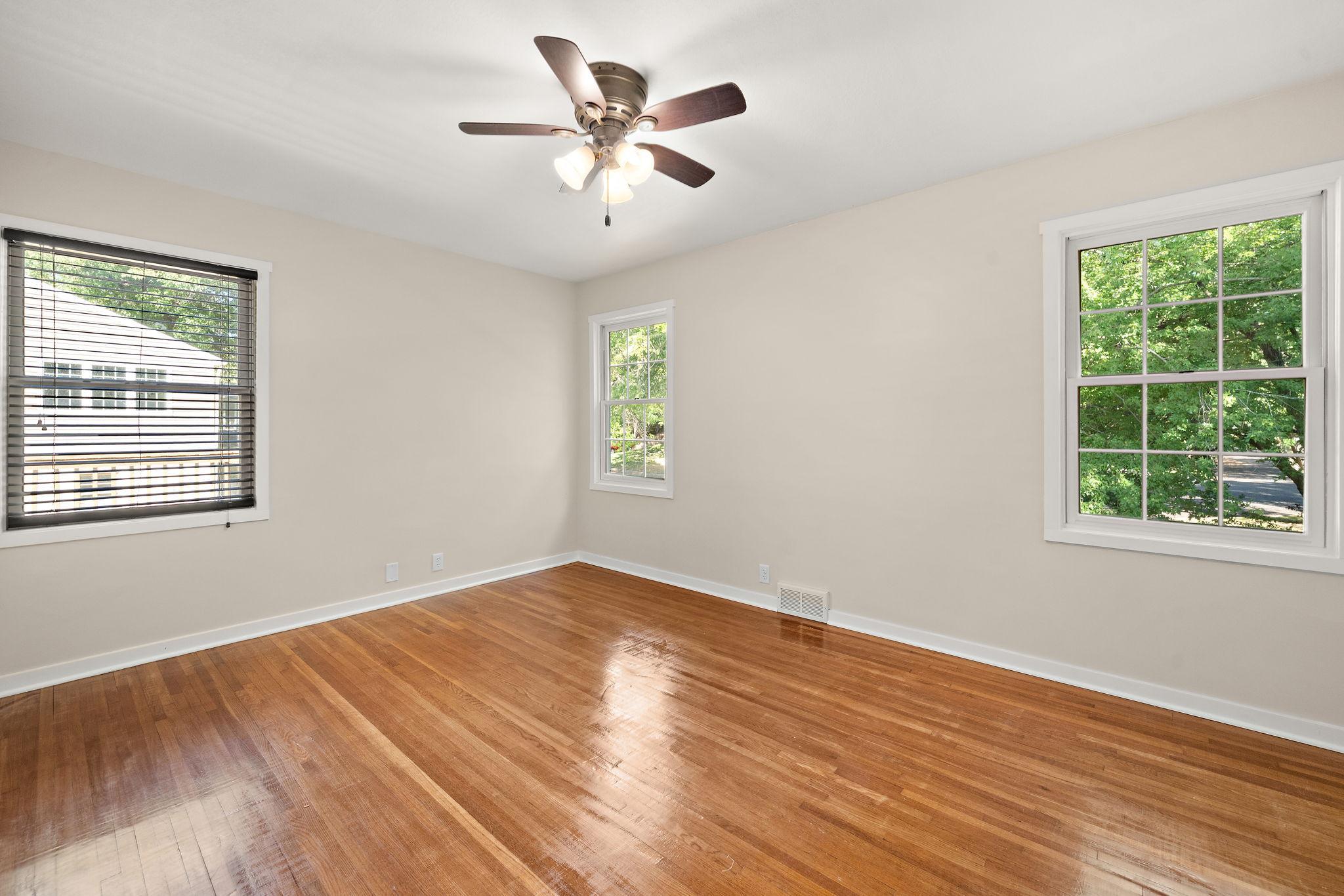 1952 single family home for sale at 320 Fingal Drive in Alexandria, MN — 4 bed, 2 bath (photo 17 of 41)