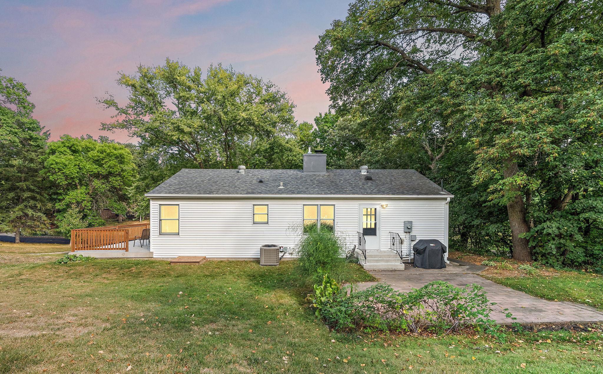 1952 single family home for sale at 320 Fingal Drive in Alexandria, MN — 4 bed, 2 bath (photo 33 of 41)
