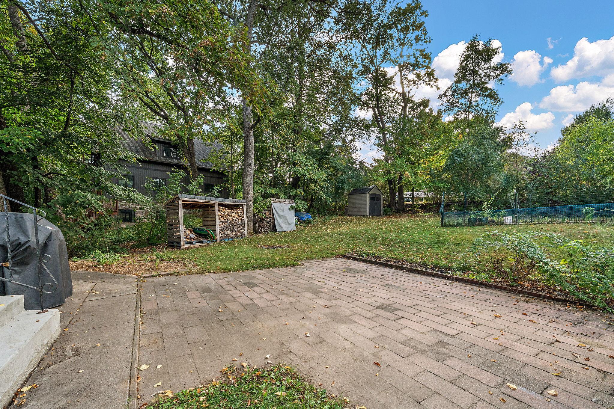 1952 single family home for sale at 320 Fingal Drive in Alexandria, MN — 4 bed, 2 bath (photo 37 of 41)