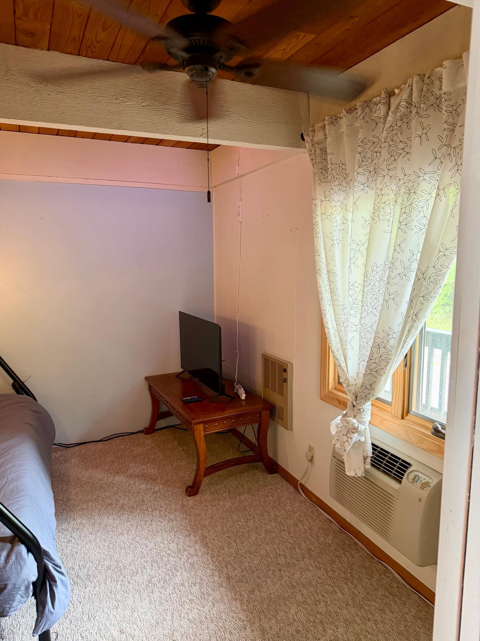 1970 single family home for sale at 9151 Breezy Point Drive, Unit 418 in Breezy Point, MN — 2 bed, 1 bath (photo 12 of 27)