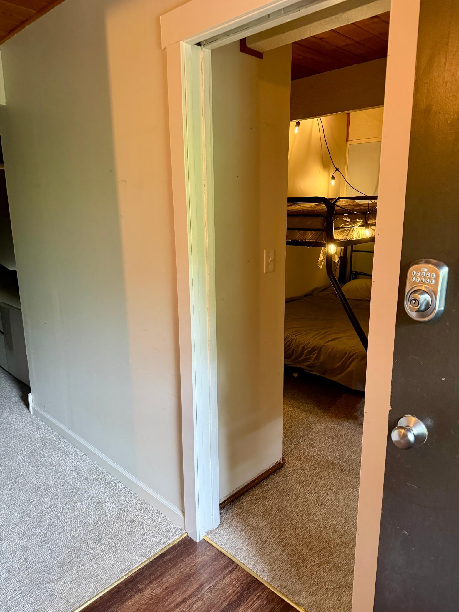 1970 single family home for sale at 9151 Breezy Point Drive, Unit 418 in Breezy Point, MN — 2 bed, 1 bath (photo 17 of 27)