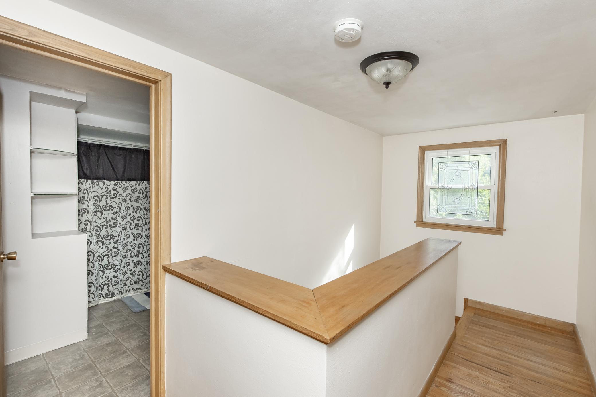 1948 single family home for sale at 1320 5th Street S in Moorhead, MN — 6 bed, 3 bath (photo 25 of 34)
