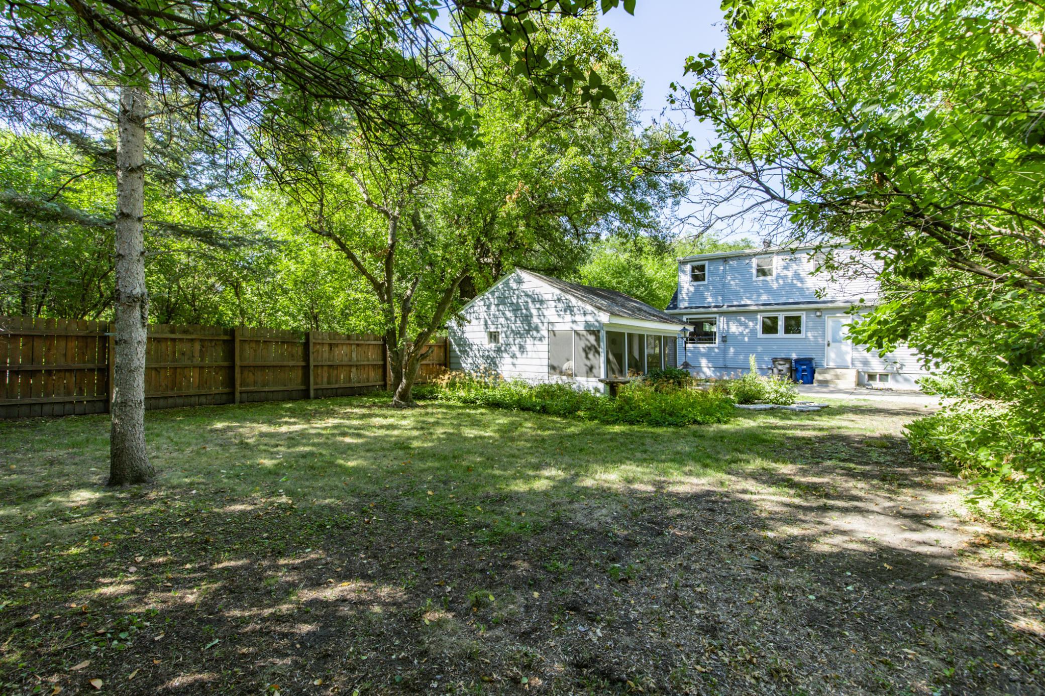 1948 single family home for sale at 1320 5th Street S in Moorhead, MN — 6 bed, 3 bath (photo 34 of 34)
