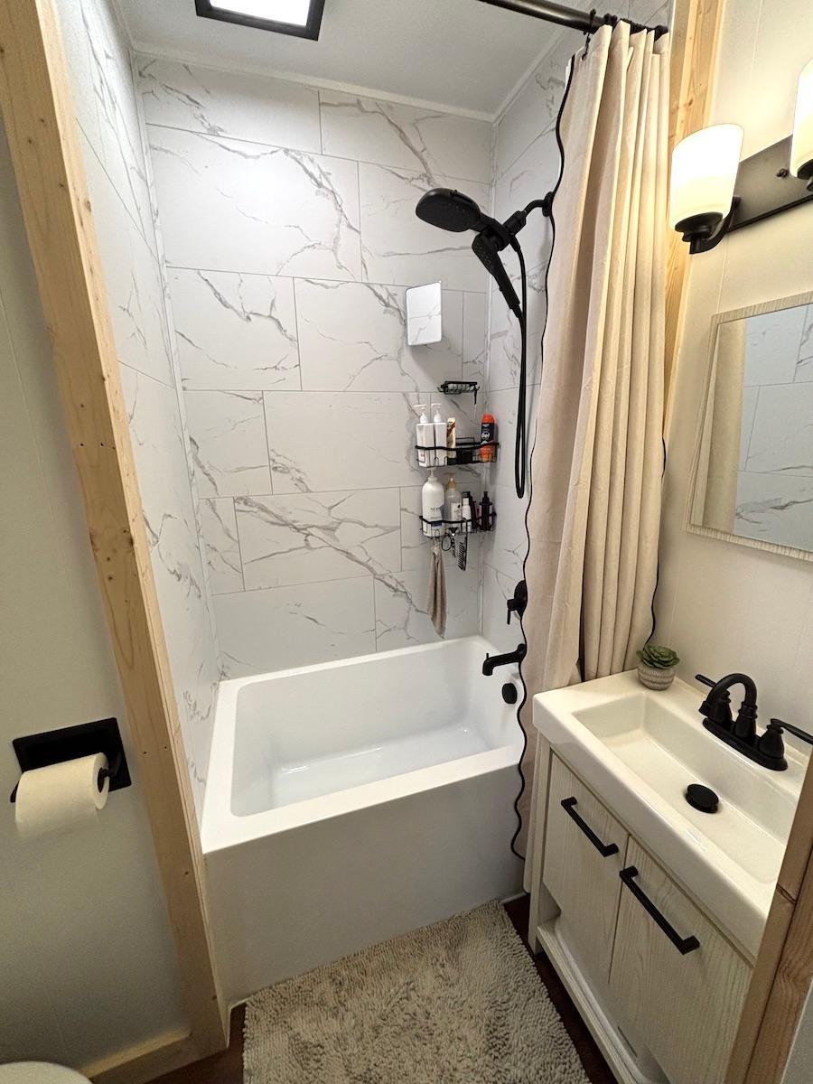 1898 single family home for sale at 105 Hamilton Avenue NE in Red Lake Falls, MN — 3 bed, 2 bath (photo 17 of 28)