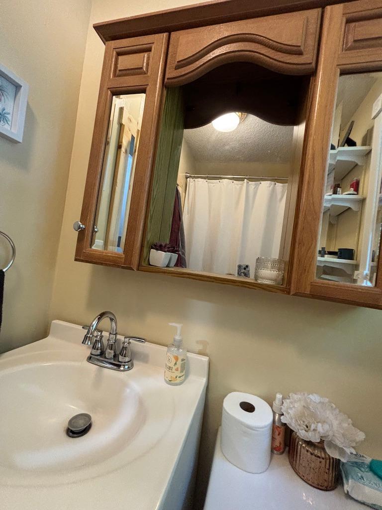 1898 single family home for sale at 105 Hamilton Avenue NE in Red Lake Falls, MN — 3 bed, 2 bath (photo 24 of 28)