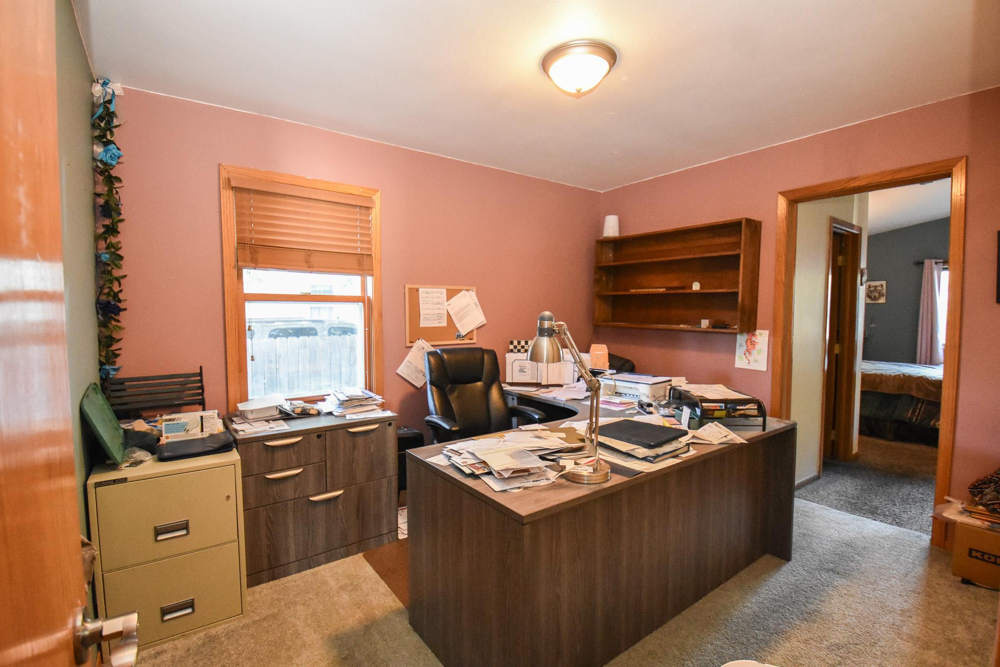 1951 single family home for sale at 1630 11 Avenue S in Fargo, ND — 4 bed, 3 bath (photo 16 of 29)