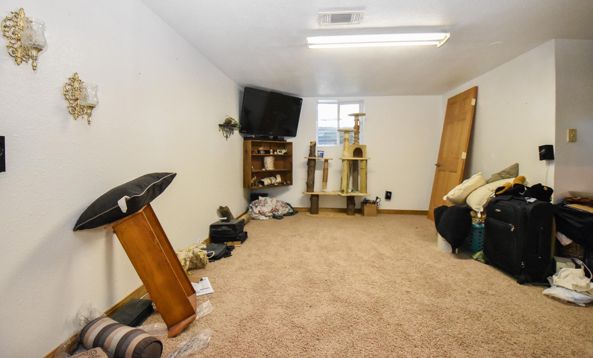 1951 single family home for sale at 1630 11 Avenue S in Fargo, ND — 4 bed, 3 bath (photo 21 of 29)