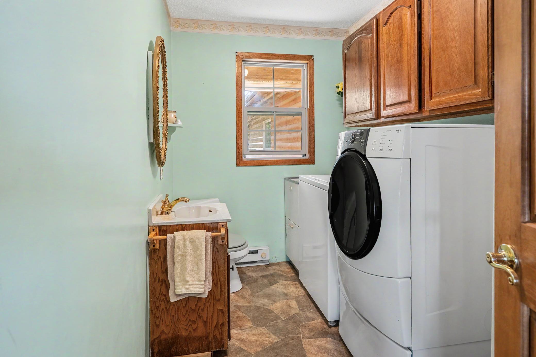 1979 single family home for sale at 3235 Lake Andrew Road SW in Alexandria, MN — 3 bed, 2 bath (photo 12 of 32)