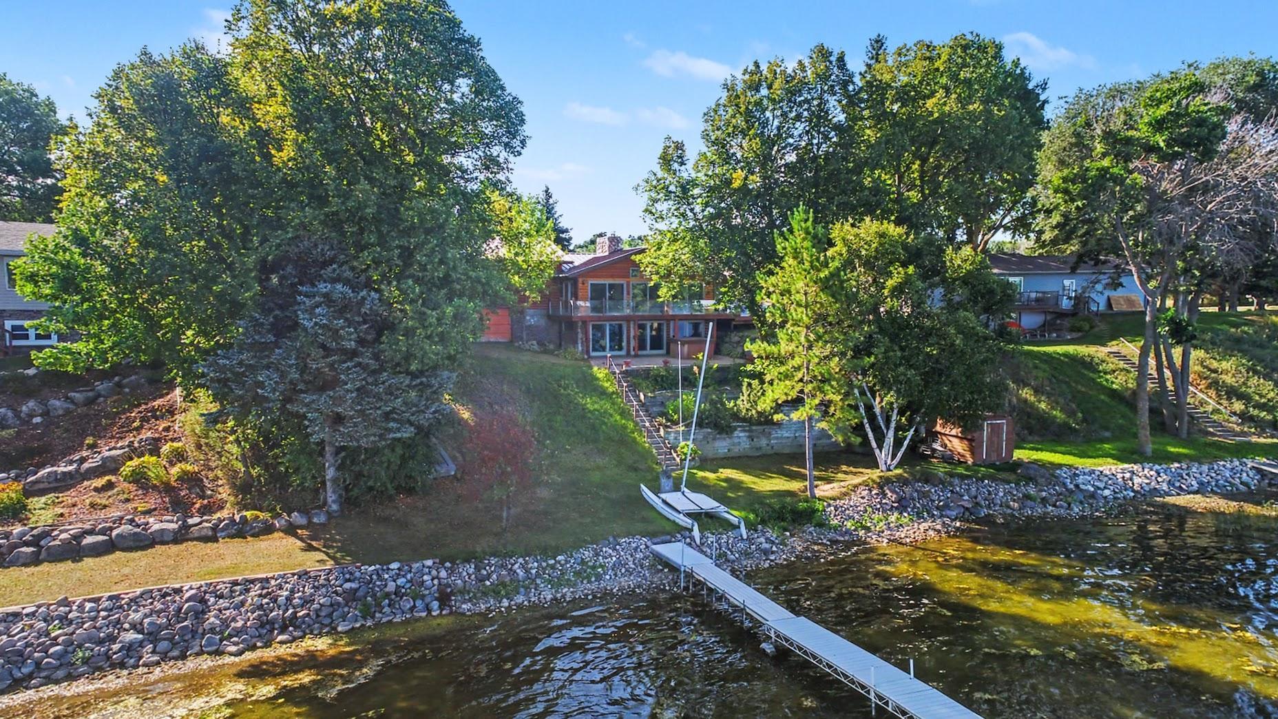 1979 single family home for sale at 3235 Lake Andrew Road SW in Alexandria, MN — 3 bed, 2 bath (photo 5 of 32)