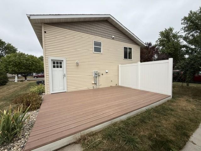 2003 single family home for sale at 130 12th Street N in Breckenridge, MN — 4 bed, 2 bath (photo 5 of 27)