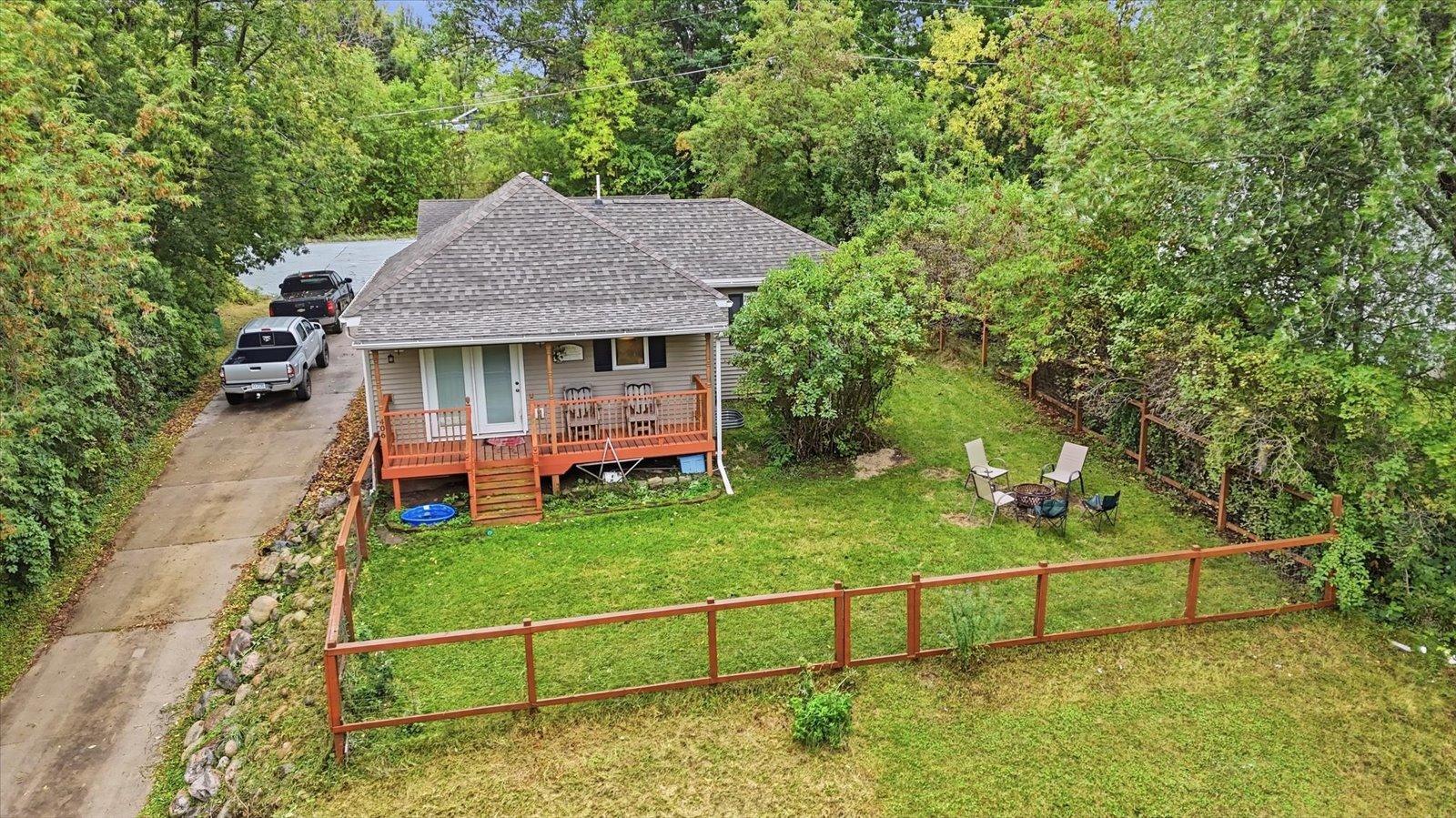 1920 single family home for sale at 406 Gunn Street in Coleraine, MN — 4 bed, 2 bath (photo 24 of 26)