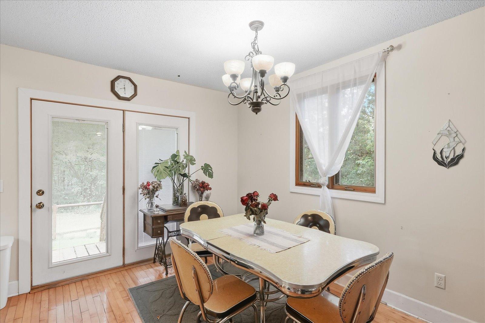 1920 single family home for sale at 406 Gunn Street in Coleraine, MN — 4 bed, 2 bath (photo 6 of 26)