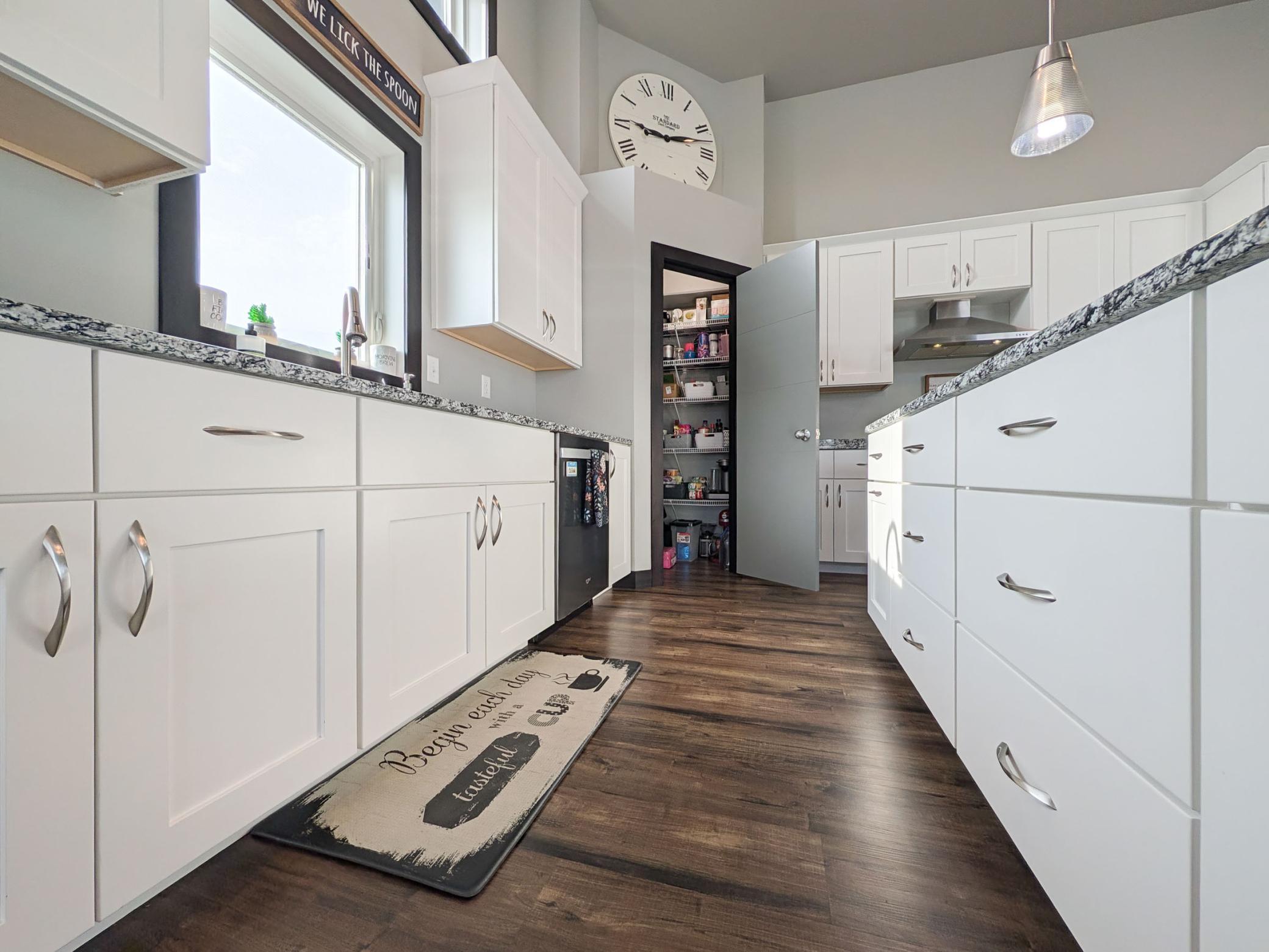 2018 single family home for sale at 818 ALBERT Drive W in West Fargo, ND — 4 bed, 3 bath (photo 20 of 59)