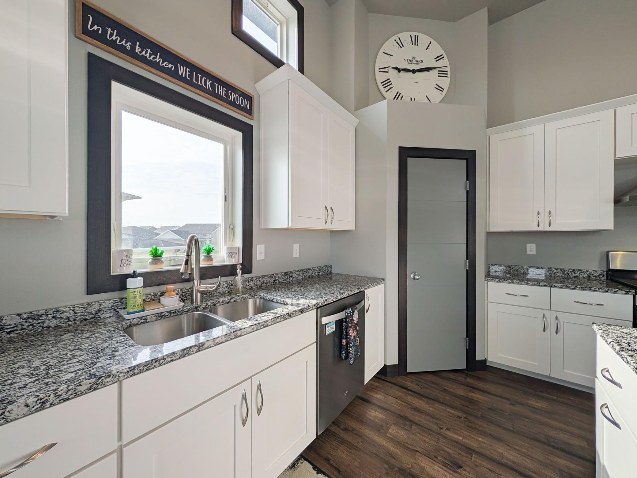 2018 single family home for sale at 818 ALBERT Drive W in West Fargo, ND — 4 bed, 3 bath (photo 21 of 59)