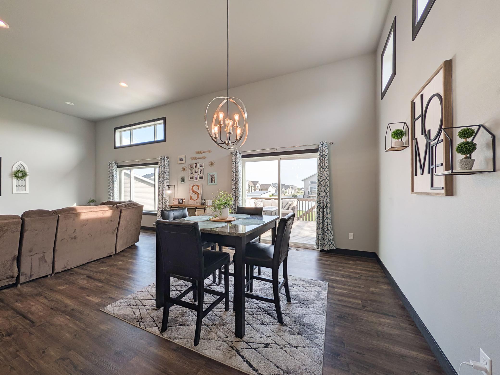 2018 single family home for sale at 818 ALBERT Drive W in West Fargo, ND — 4 bed, 3 bath (photo 25 of 59)