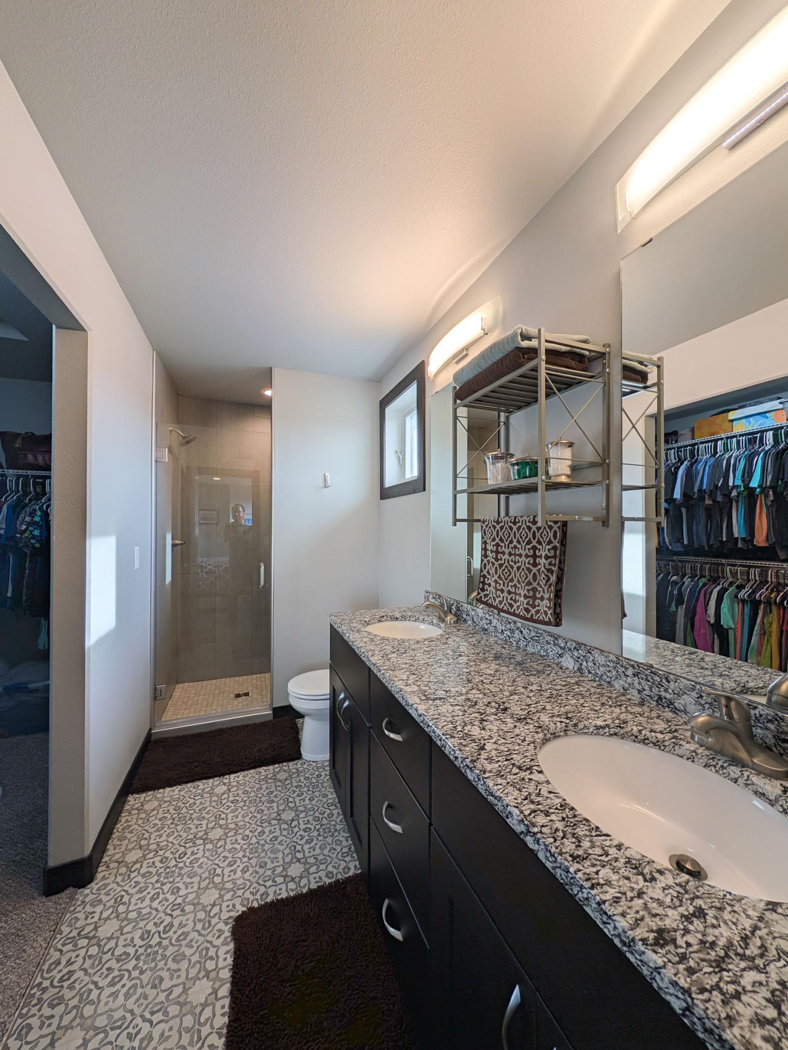 2018 single family home for sale at 818 ALBERT Drive W in West Fargo, ND — 4 bed, 3 bath (photo 38 of 59)