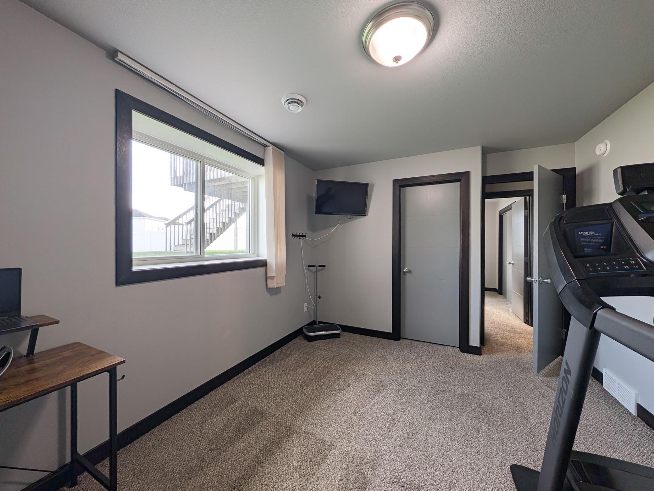2018 single family home for sale at 818 ALBERT Drive W in West Fargo, ND — 4 bed, 3 bath (photo 51 of 59)